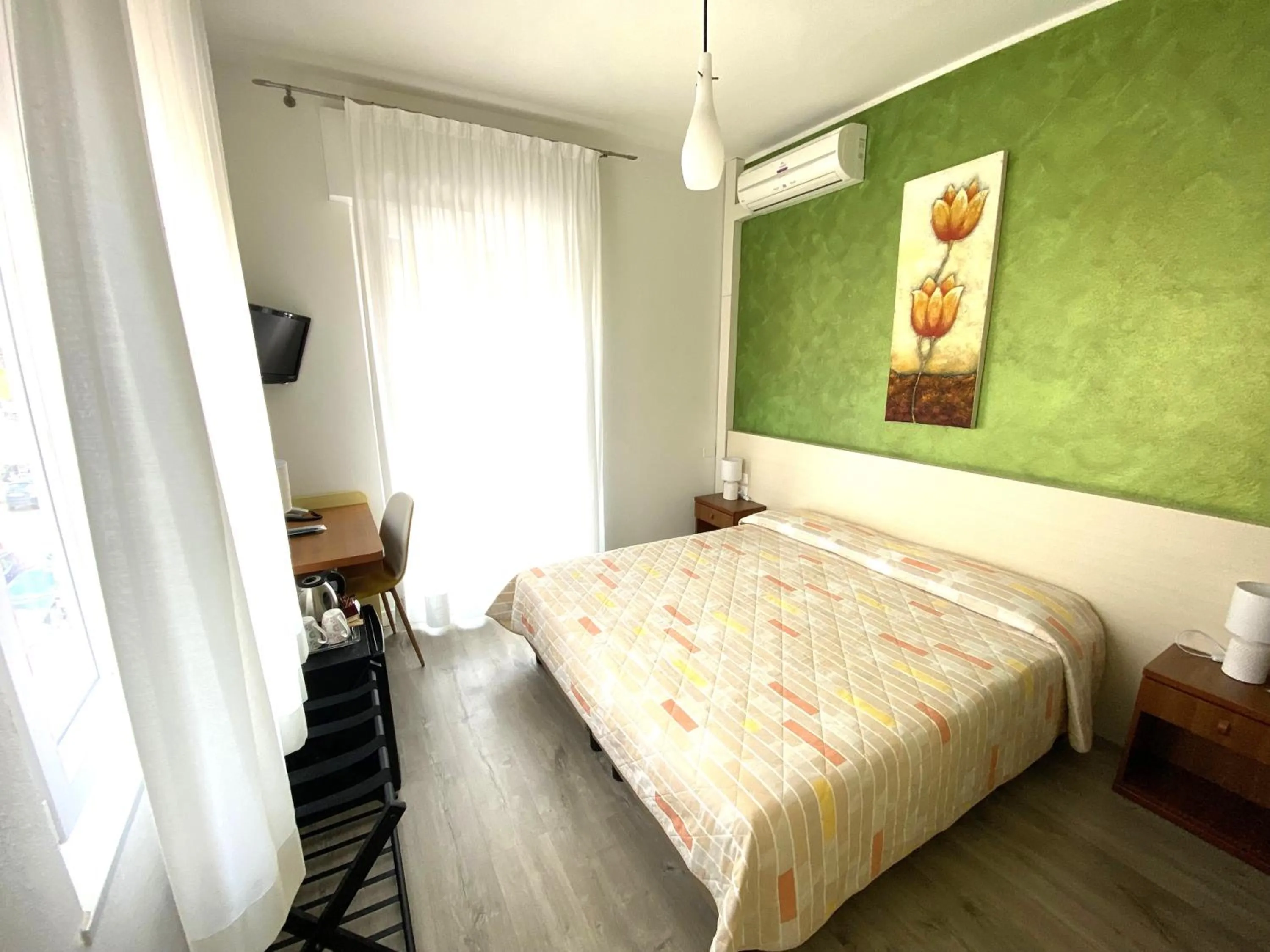 Photo of the whole room, Bed in Hotel Alpino