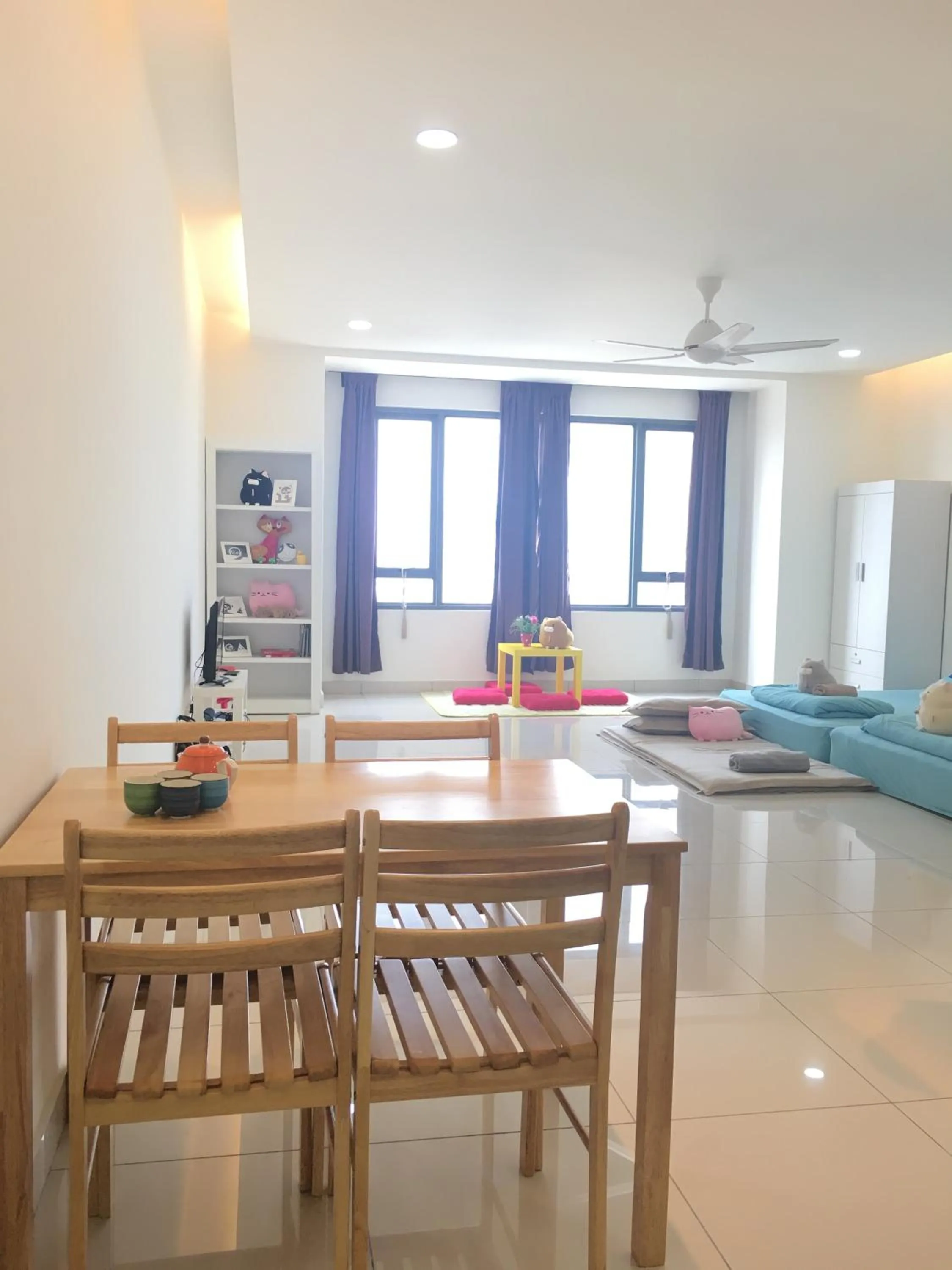 DaMen Homestay @SubangHomeStay