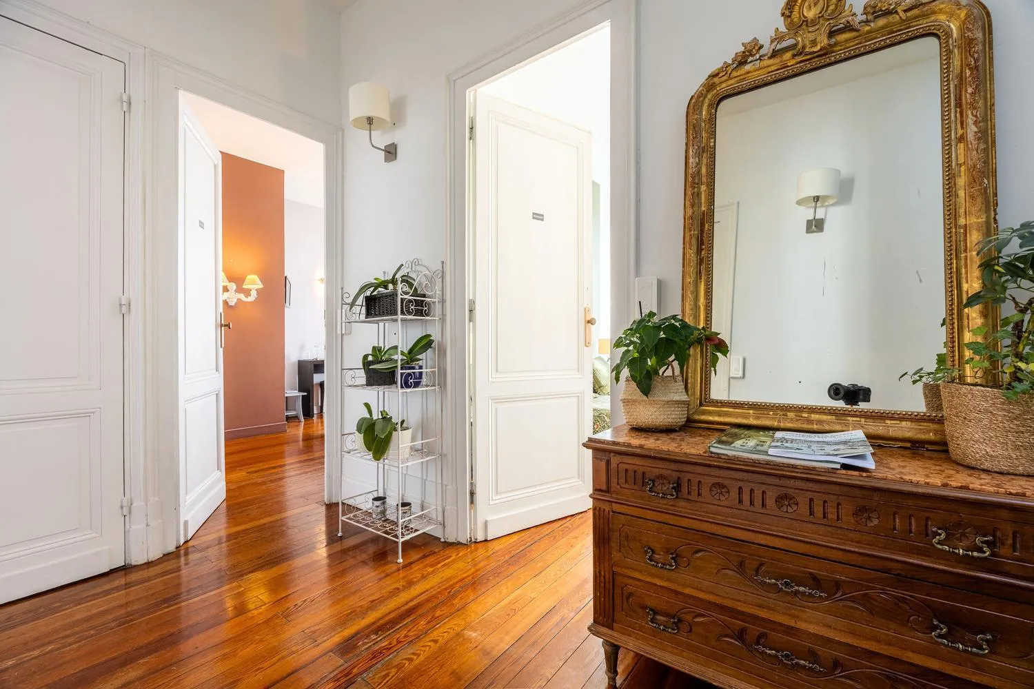 Decorative detail in B&B La Halte Montaigne