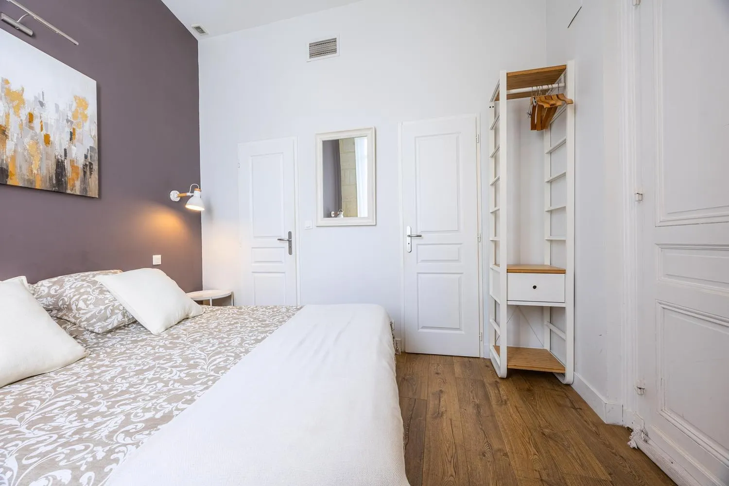 Bedroom, Bed in B&B La Halte Montaigne