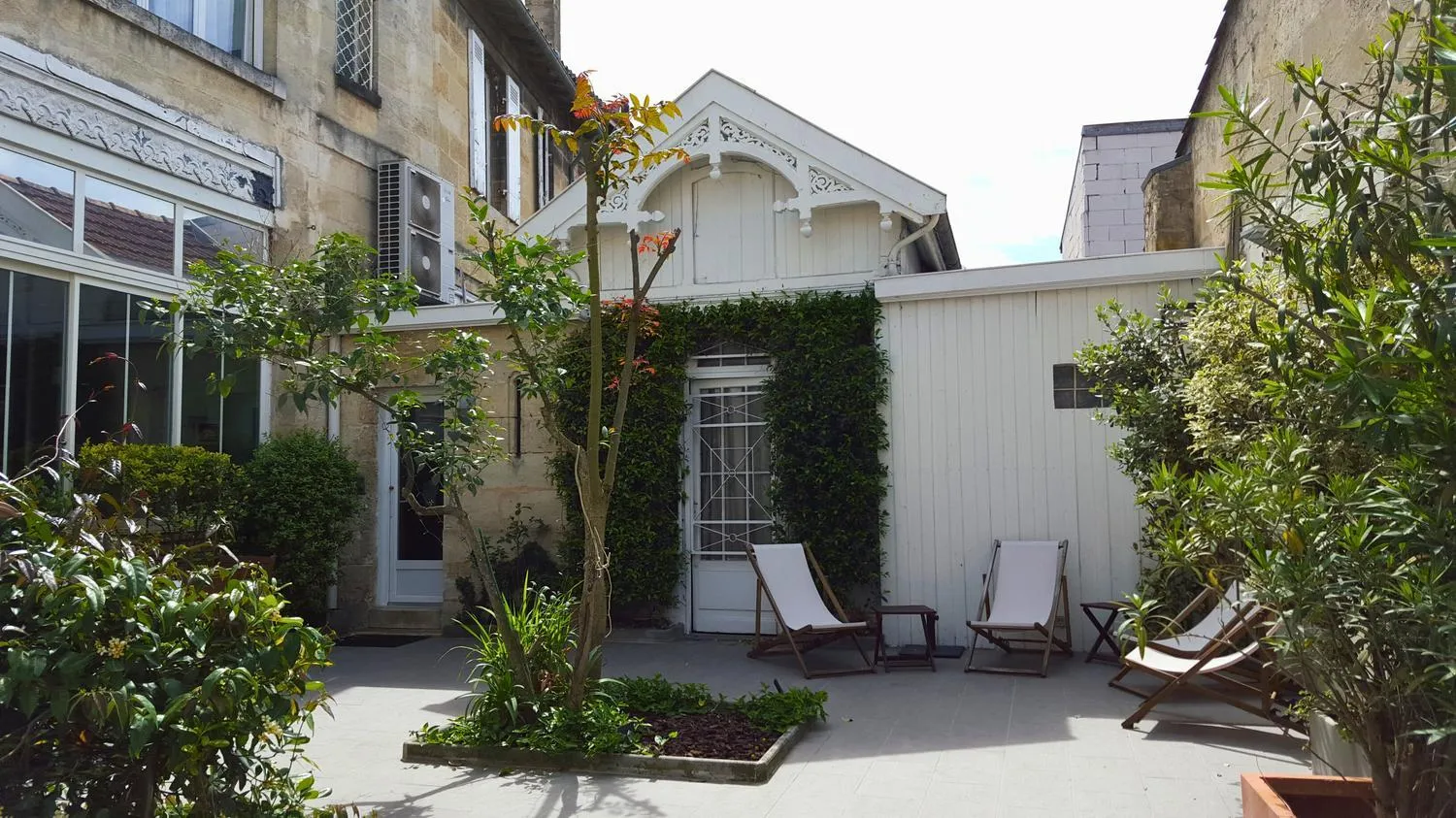 Garden in B&B La Halte Montaigne