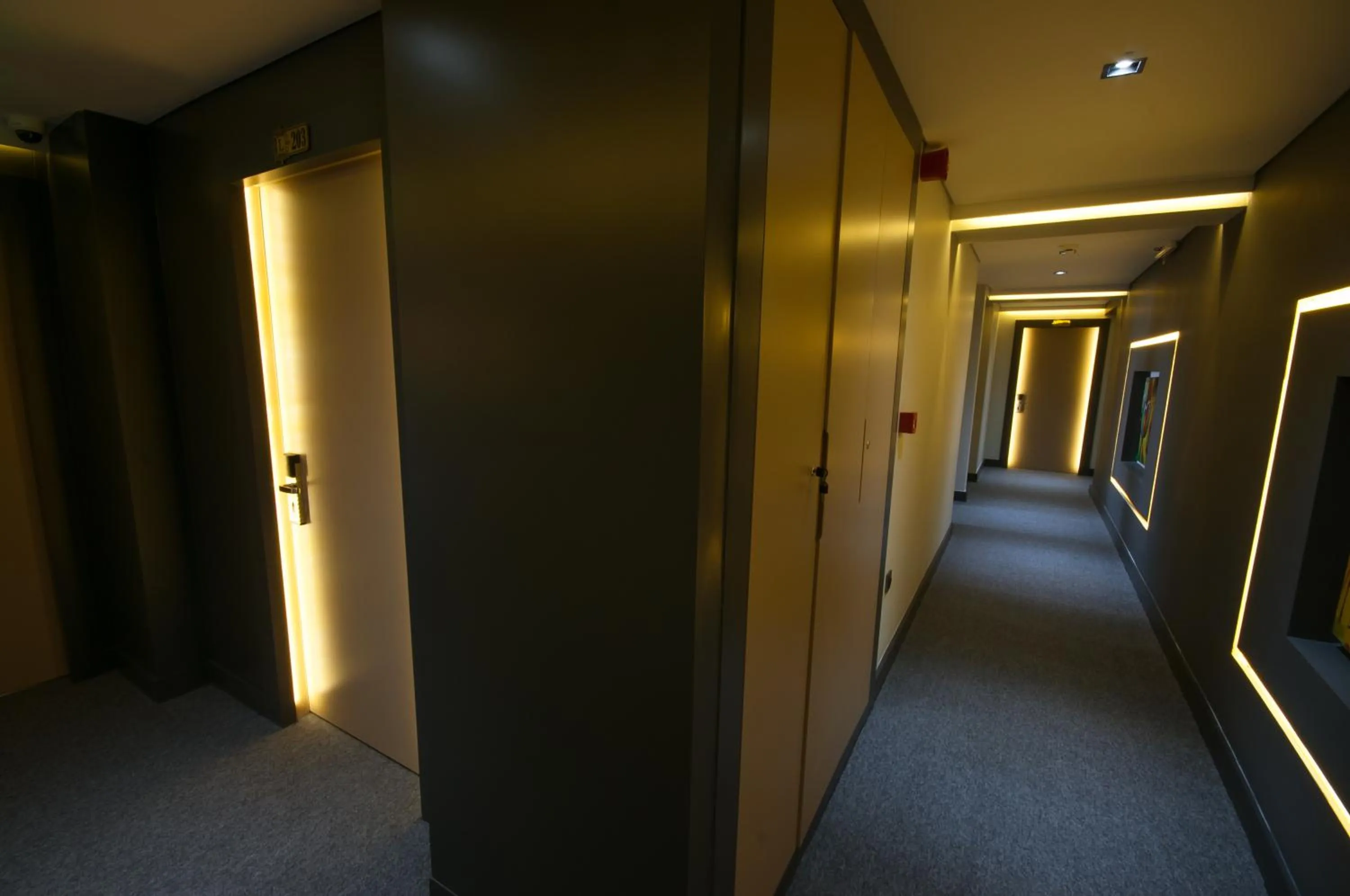 Property building in Luis Otel