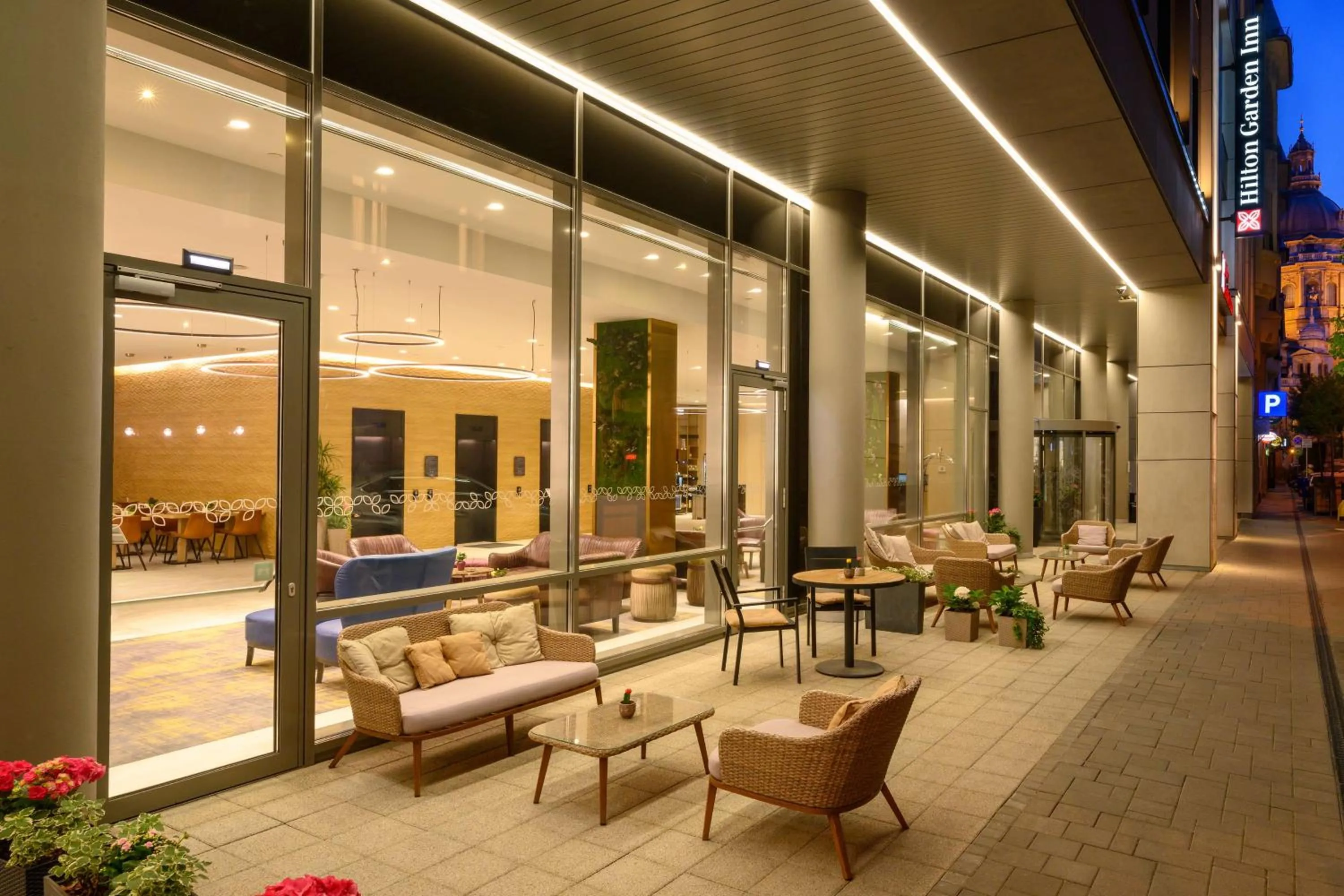 Restaurant/places to eat in Hilton Garden Inn Budapest City Centre