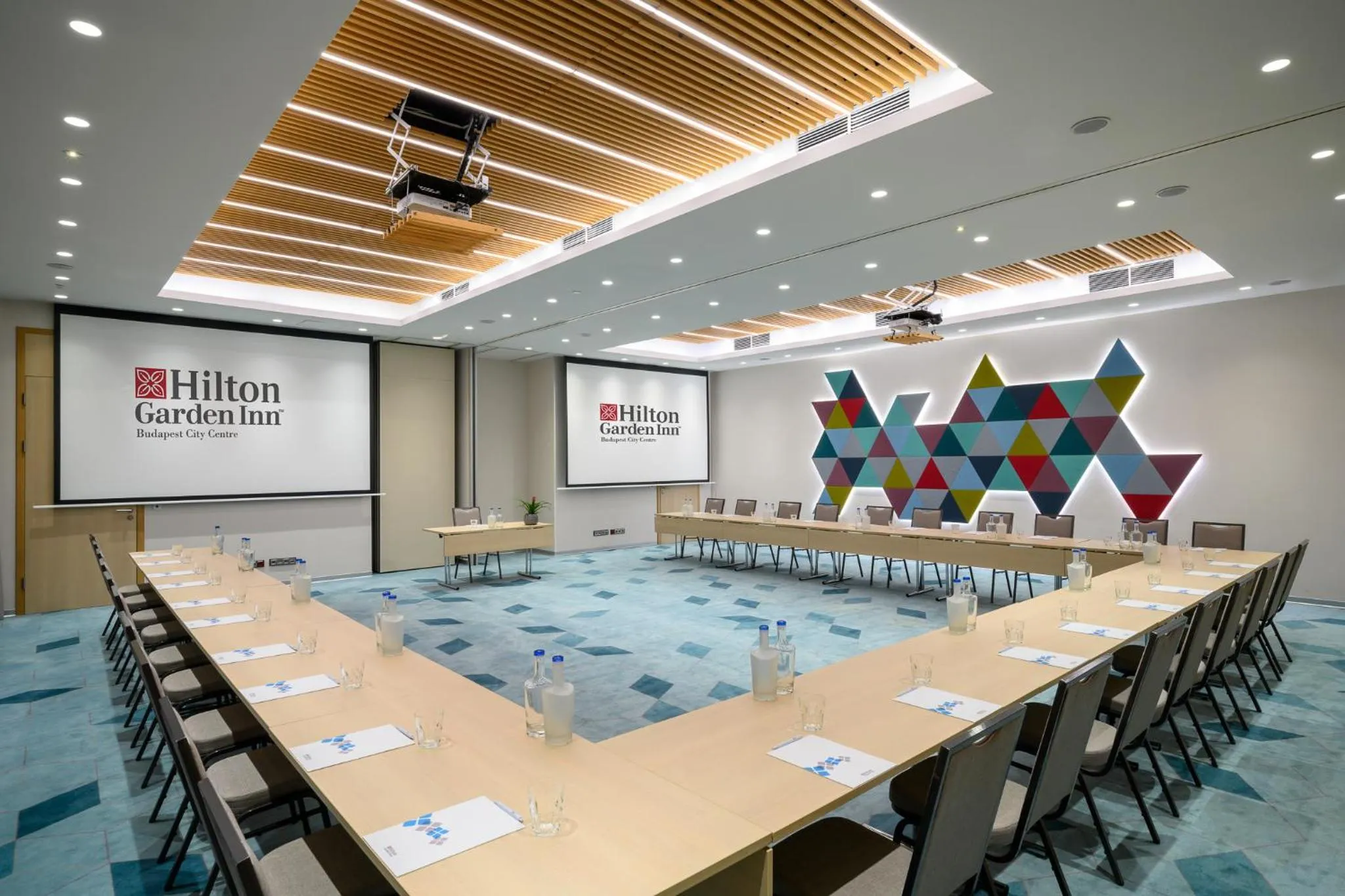 Meeting/conference room in Hilton Garden Inn Budapest City Centre