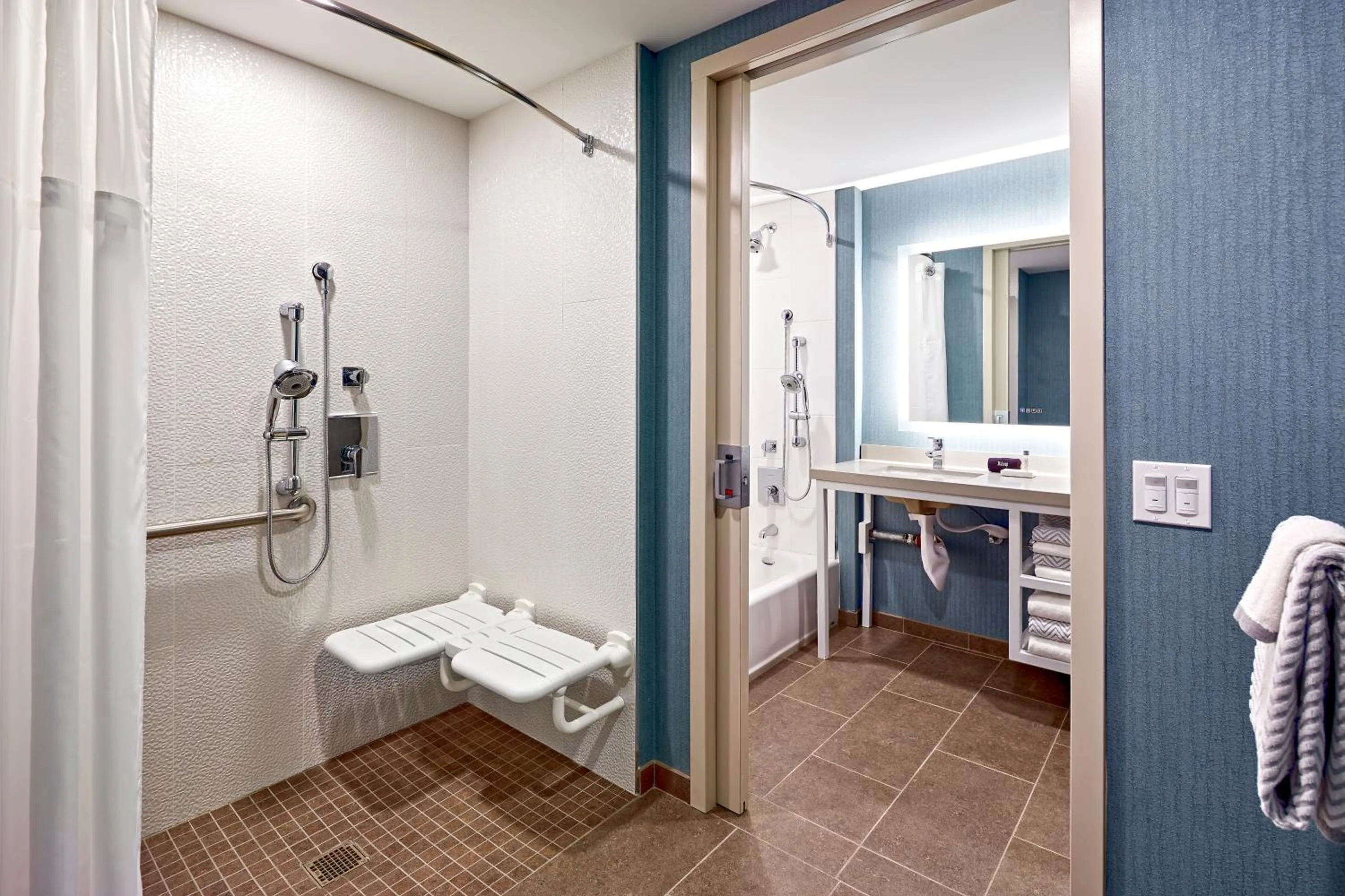 Anaheim Resort Suites