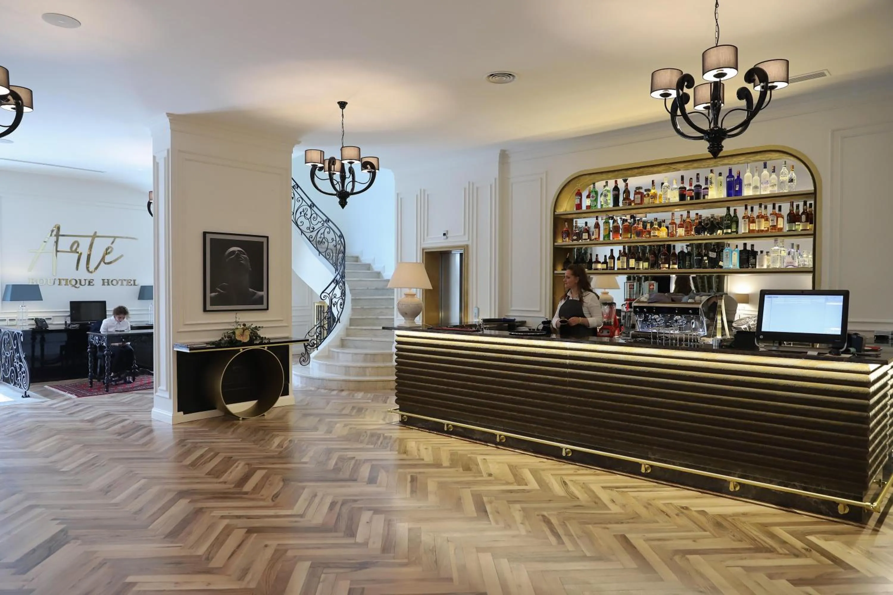 Lobby or reception in Arté Boutique Hotel