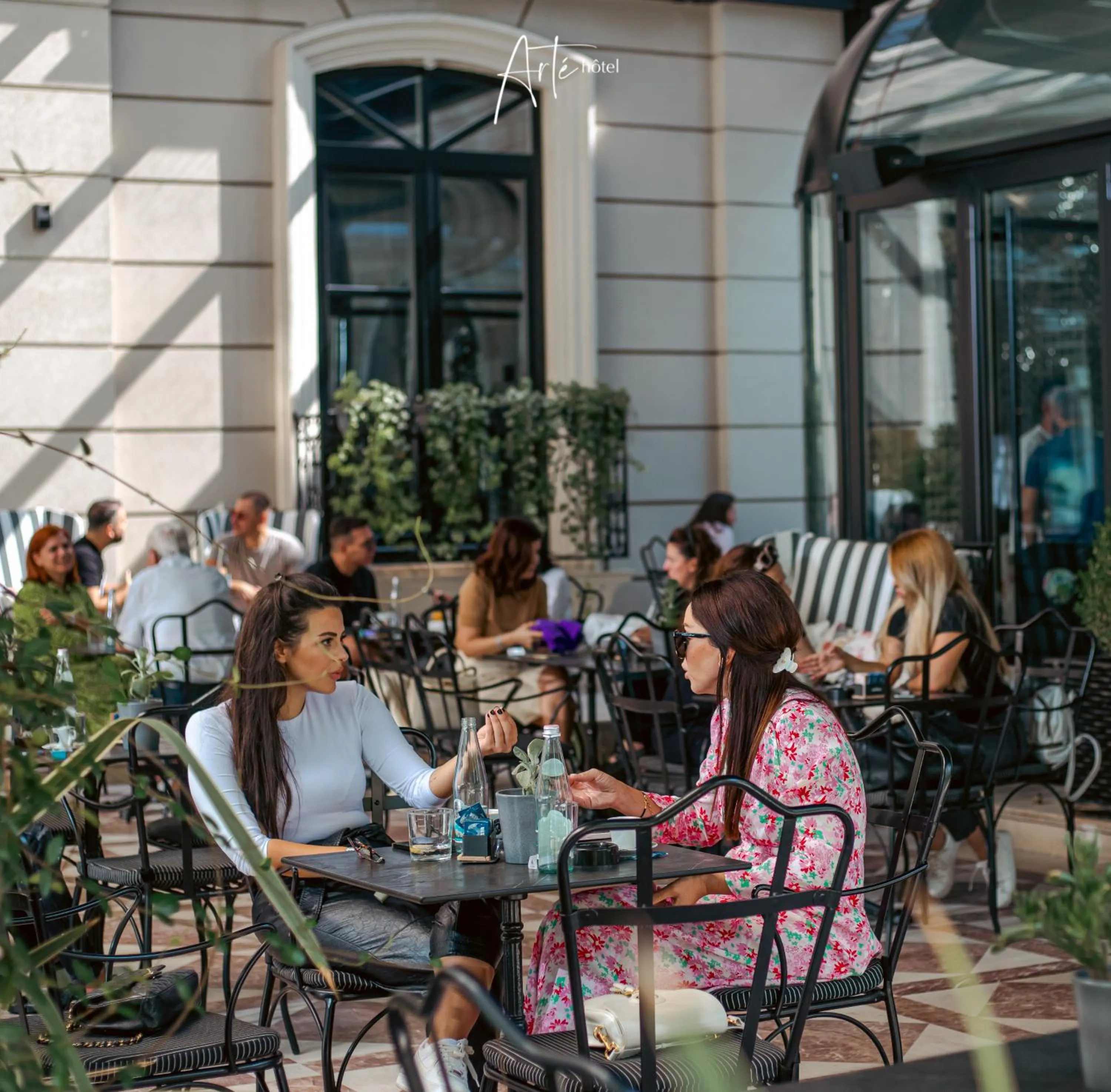 Lounge or bar in Arté Boutique Hotel