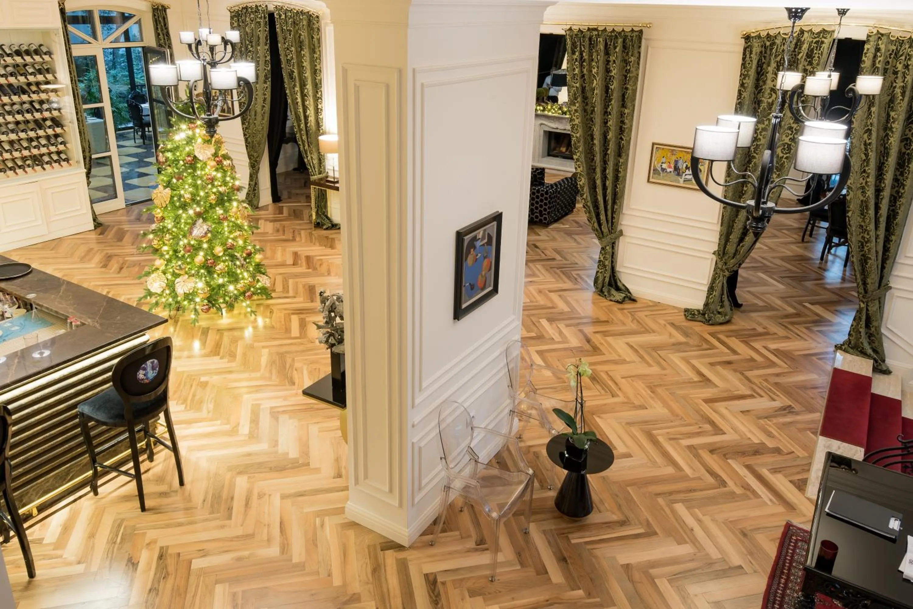 Seating area in Arté Boutique Hotel