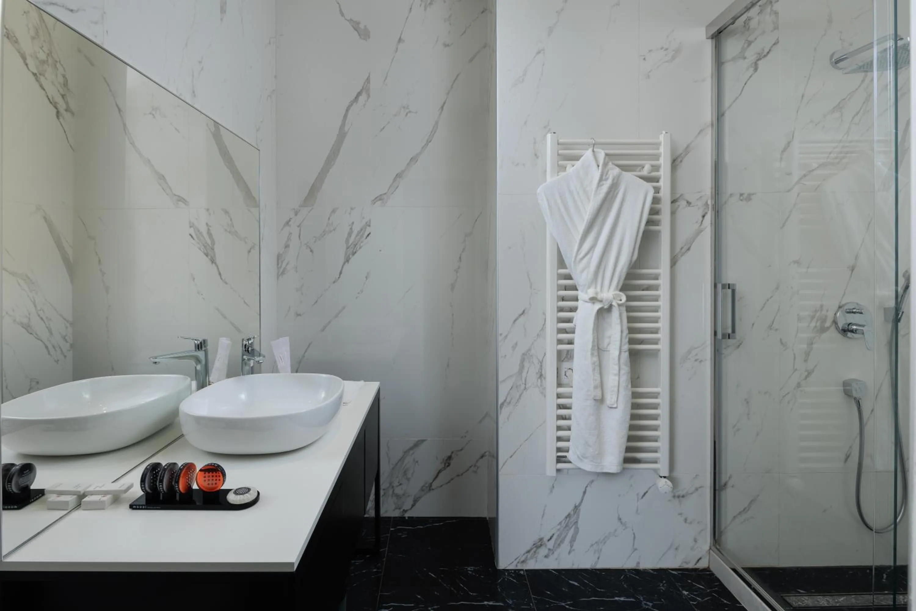 Bathroom in Arté Boutique Hotel