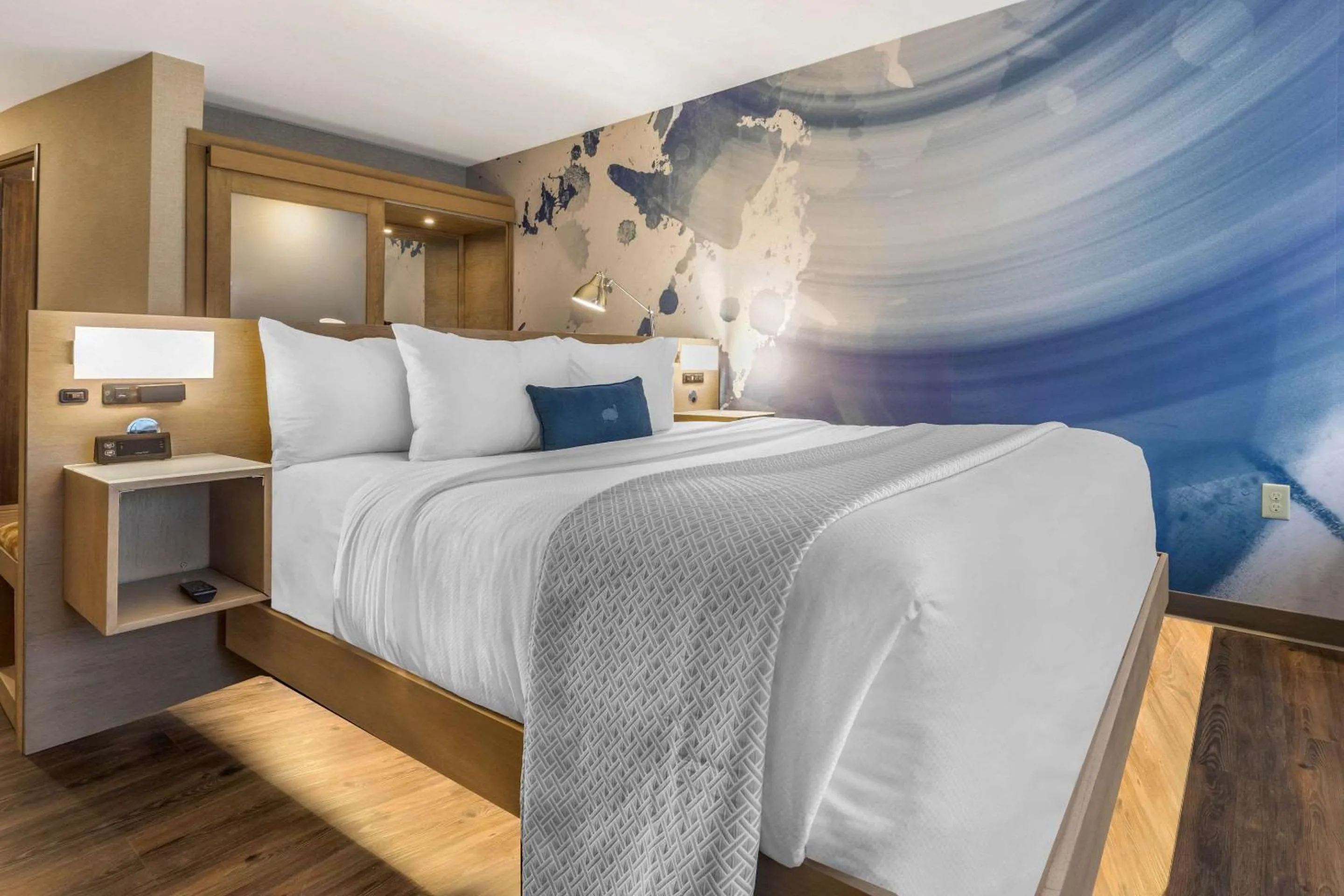 Bedroom, Bed in Cambria Hotel Milwaukee Downtown