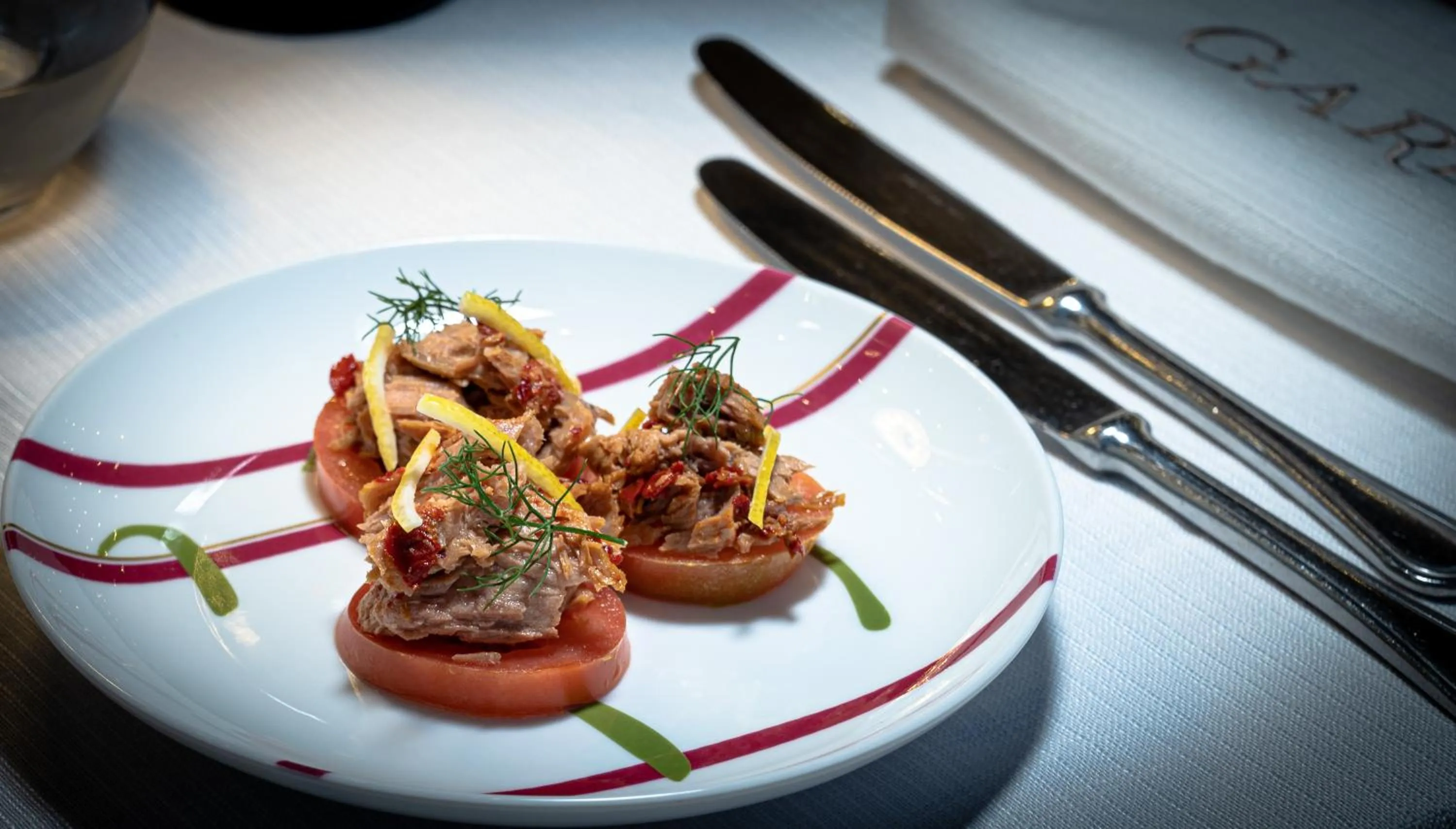 Food and drinks in Hotel Garden