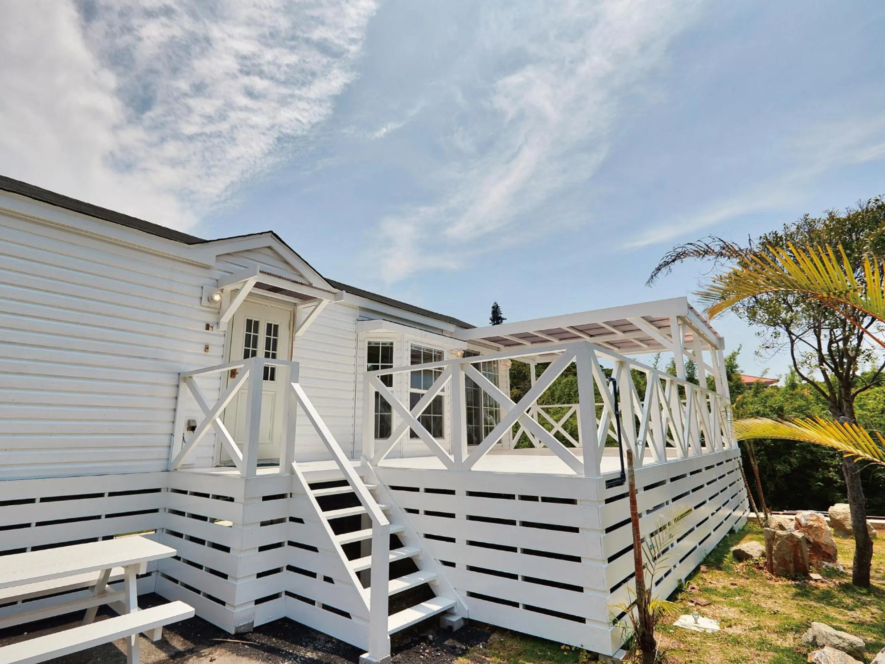 Photo of the whole room in コテージスターハウス今帰仁