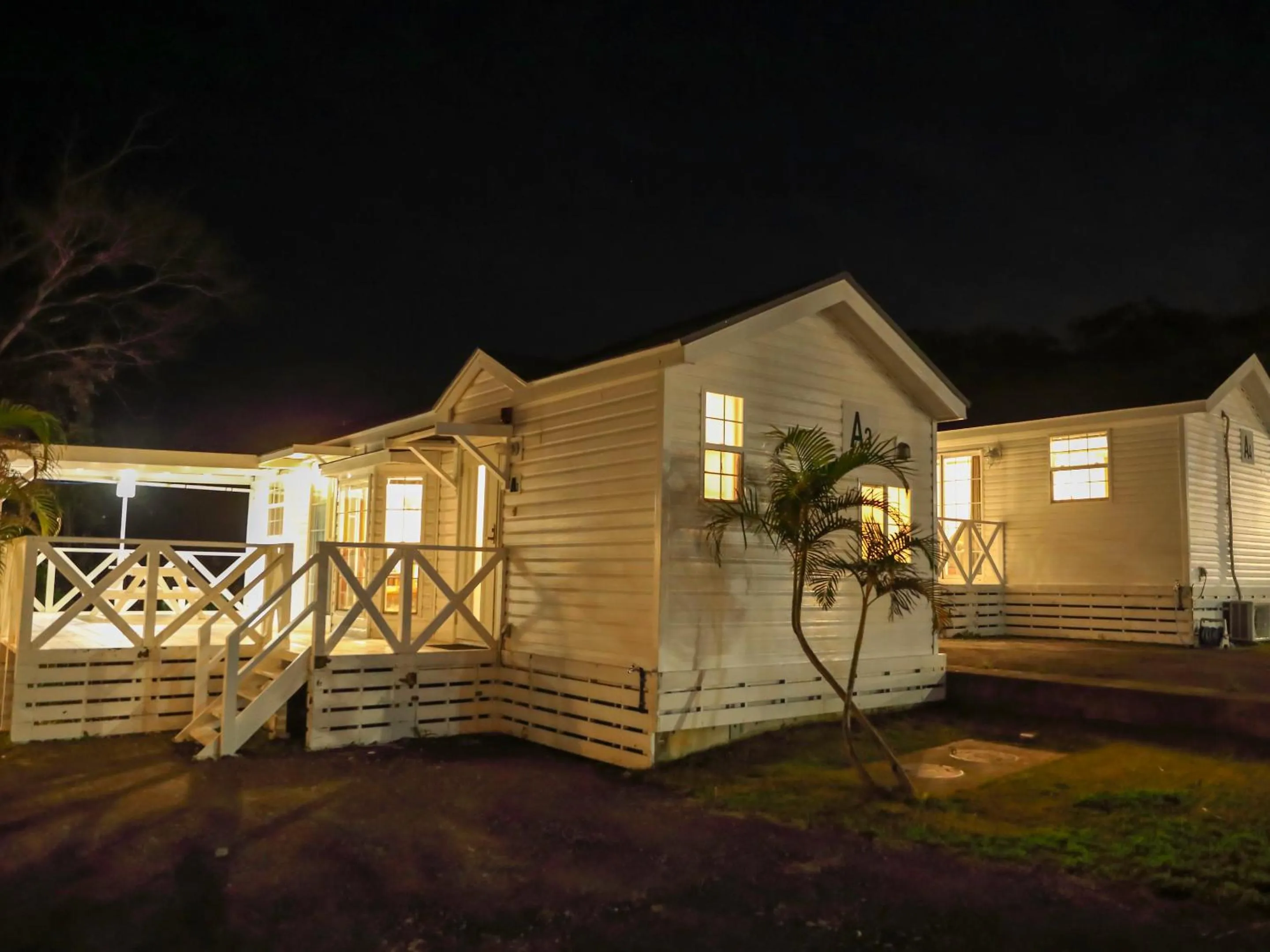 Facade/entrance in コテージスターハウス今帰仁