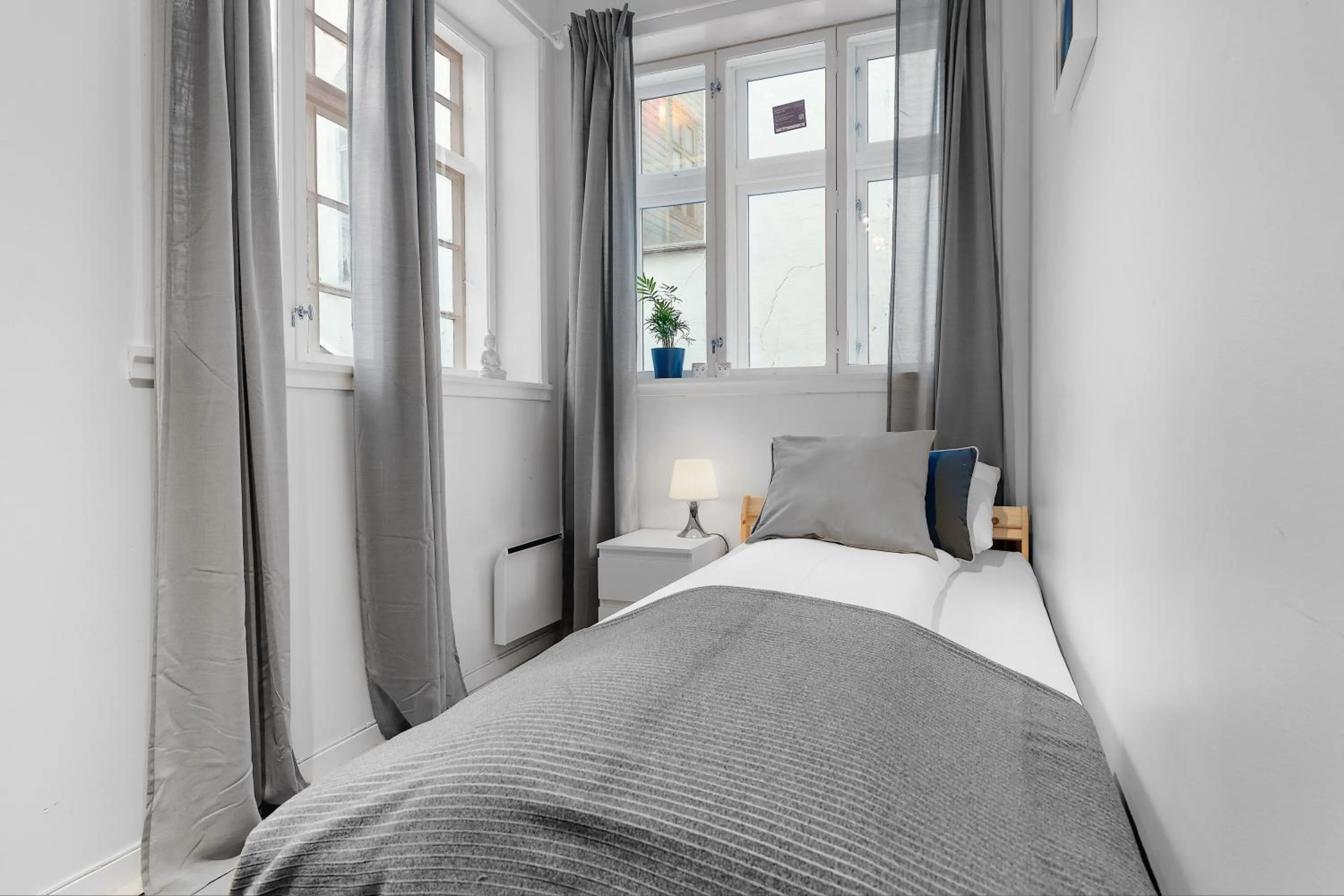 Photo of the whole room in Fabryka