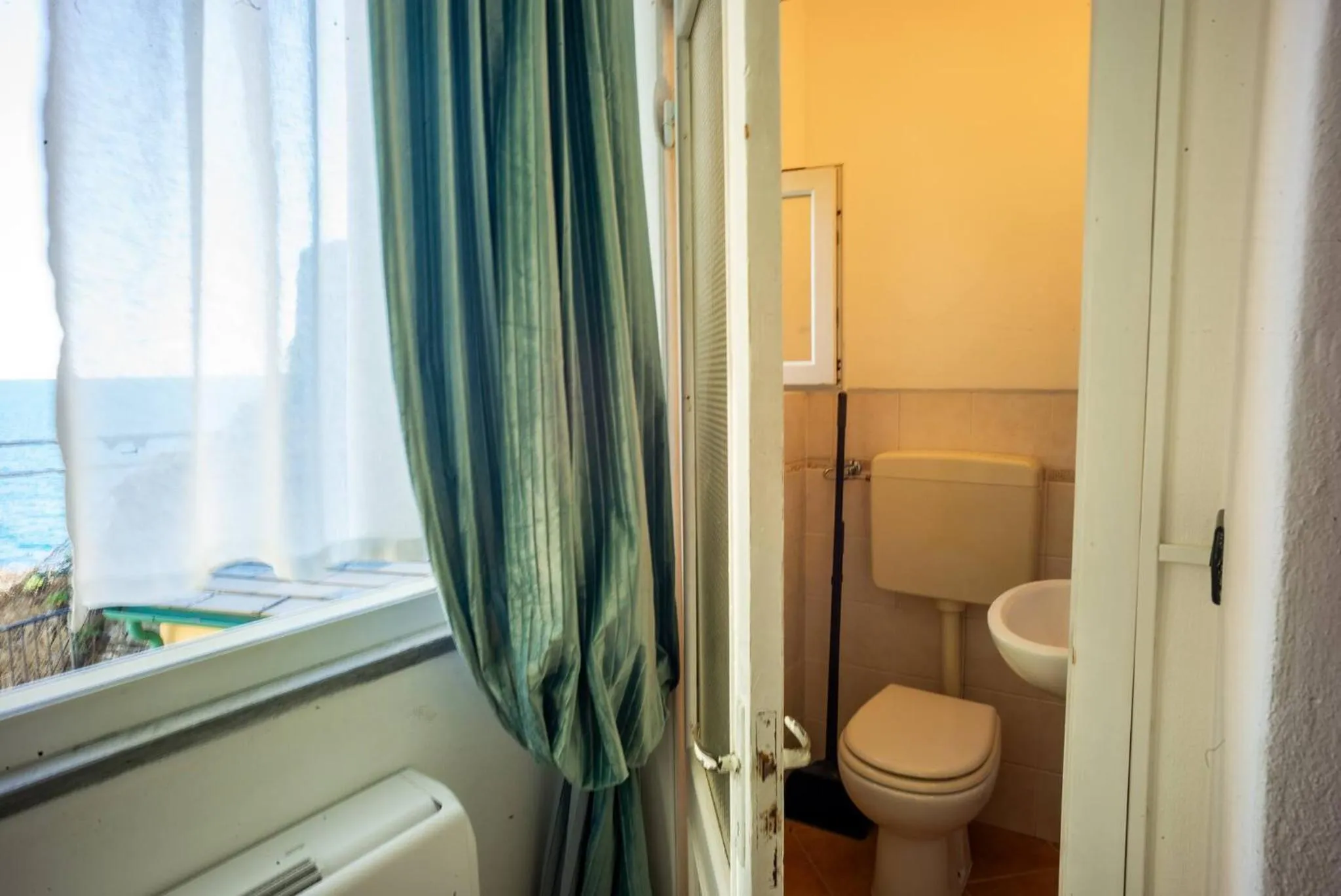 Bathroom in Ventu de Ma Studios & Rooms