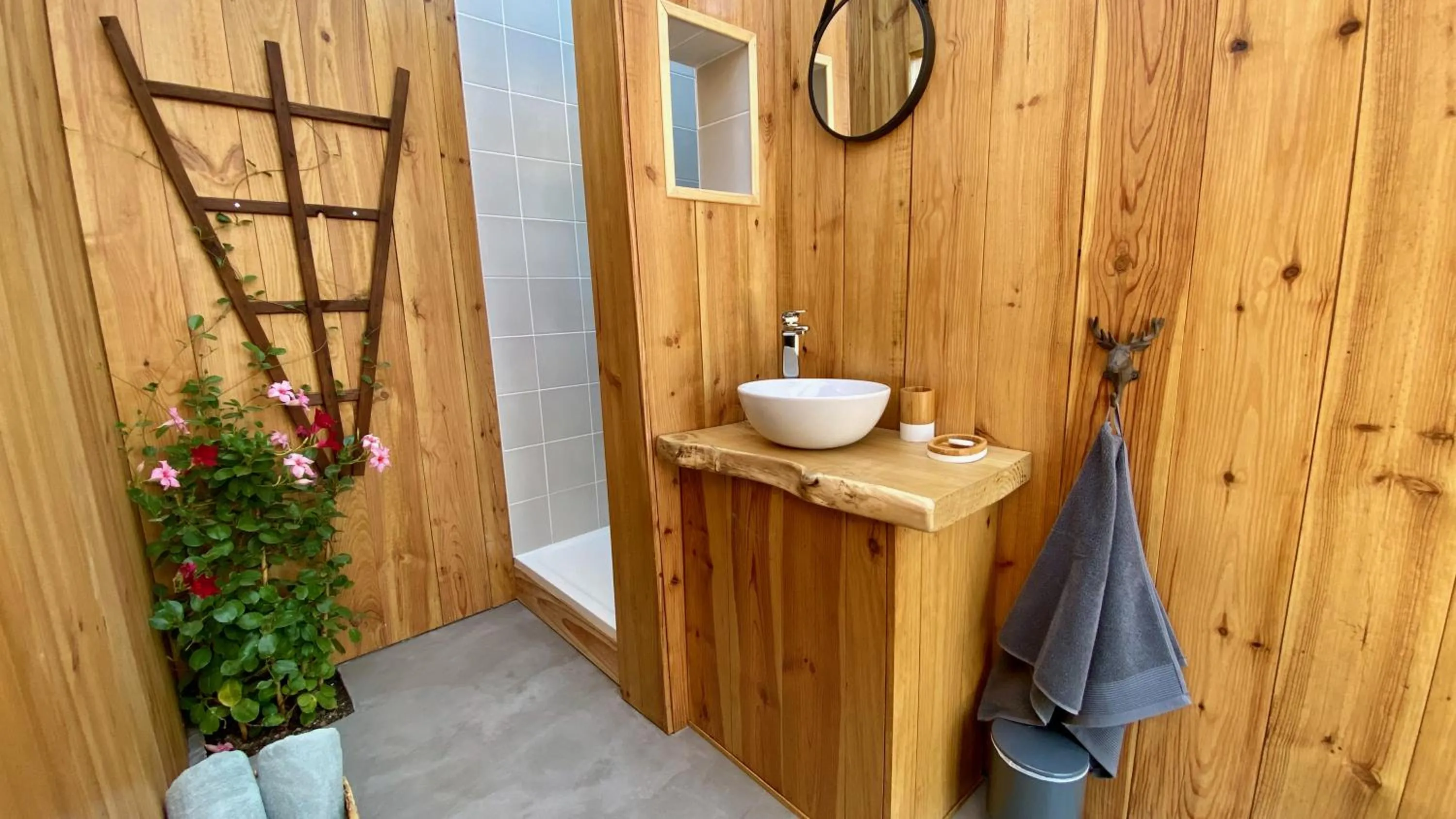 Shower in Chambres d'Hôtes Secret Pyrenées