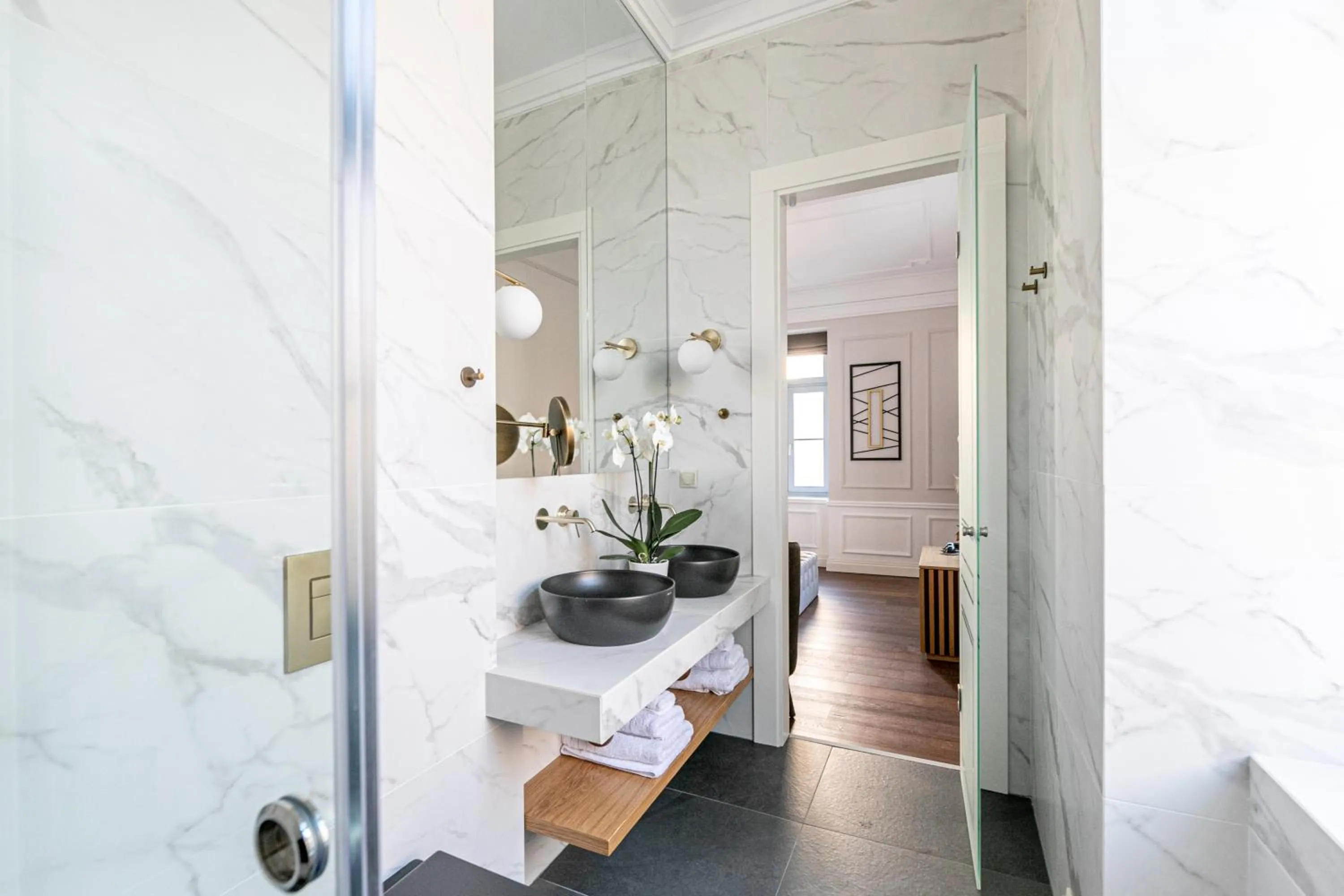 Bathroom, Bed in A77 Suites, Small Luxury Hotels of the World