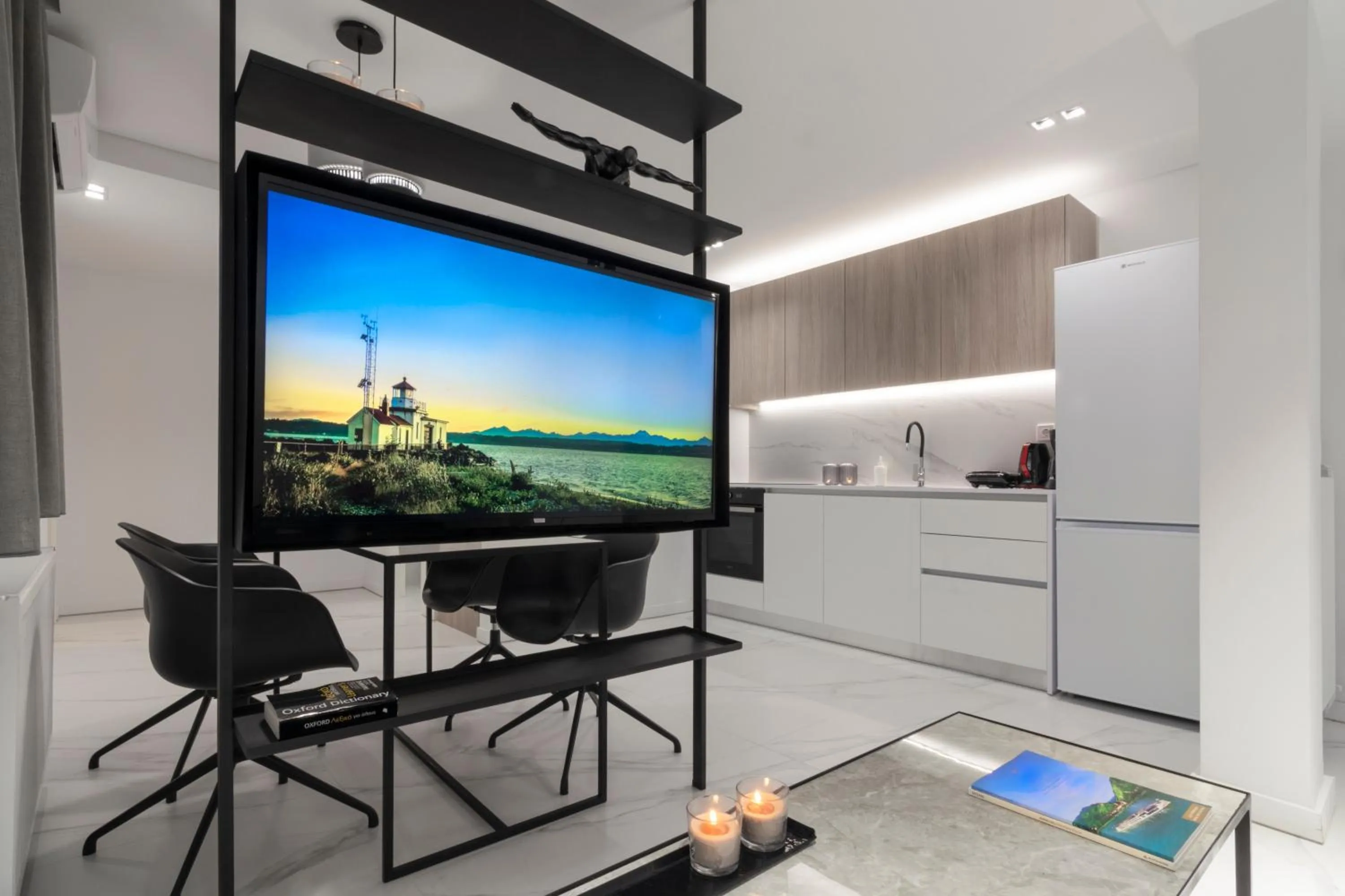 TV and multimedia in Heritage Boutique Apartments
