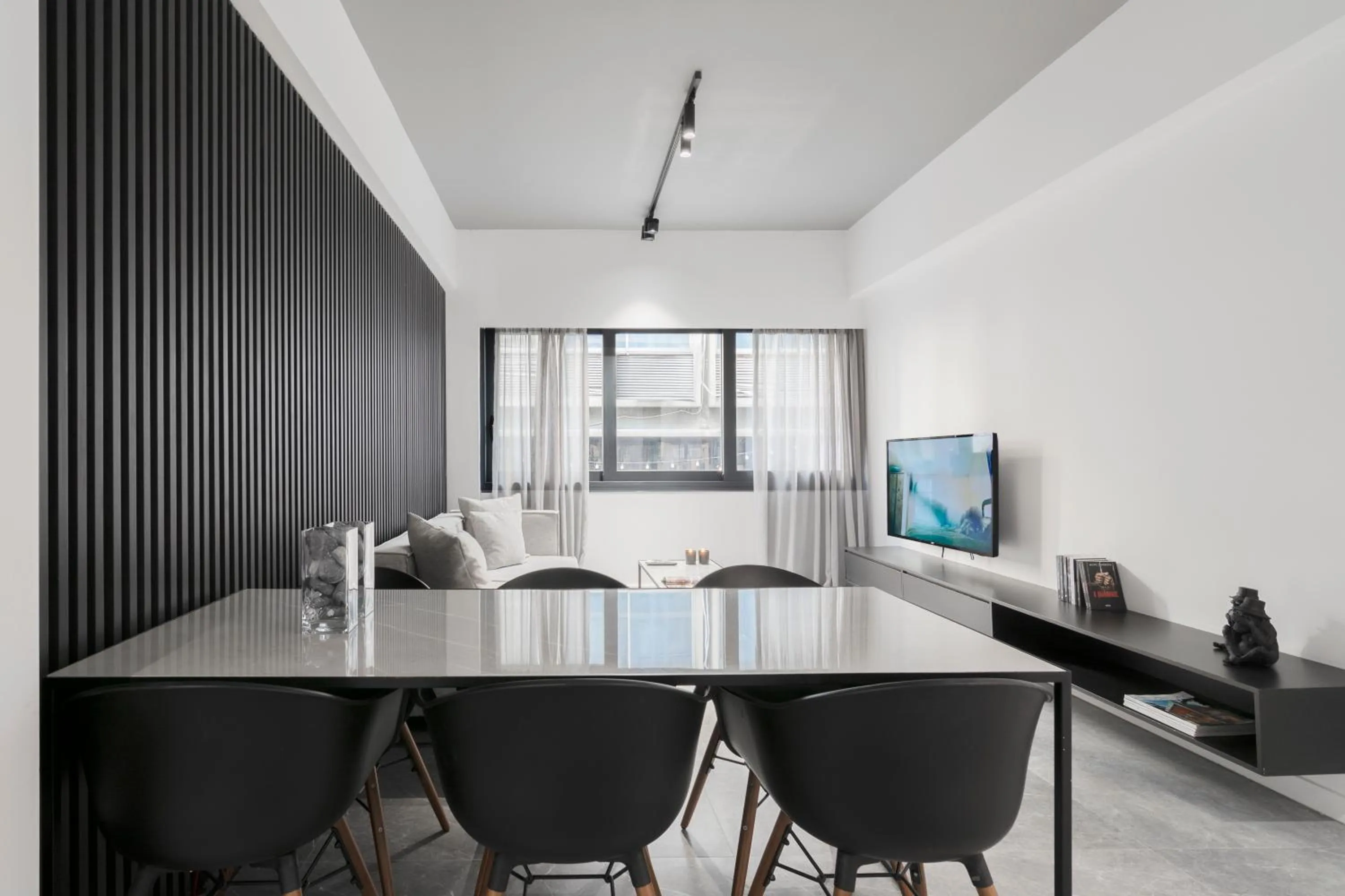 Dining area in Heritage Boutique Apartments