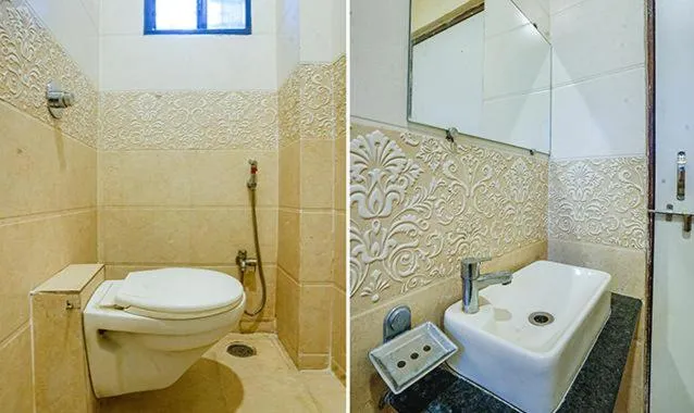 Shower in The JK Hotel Nr Railway Station