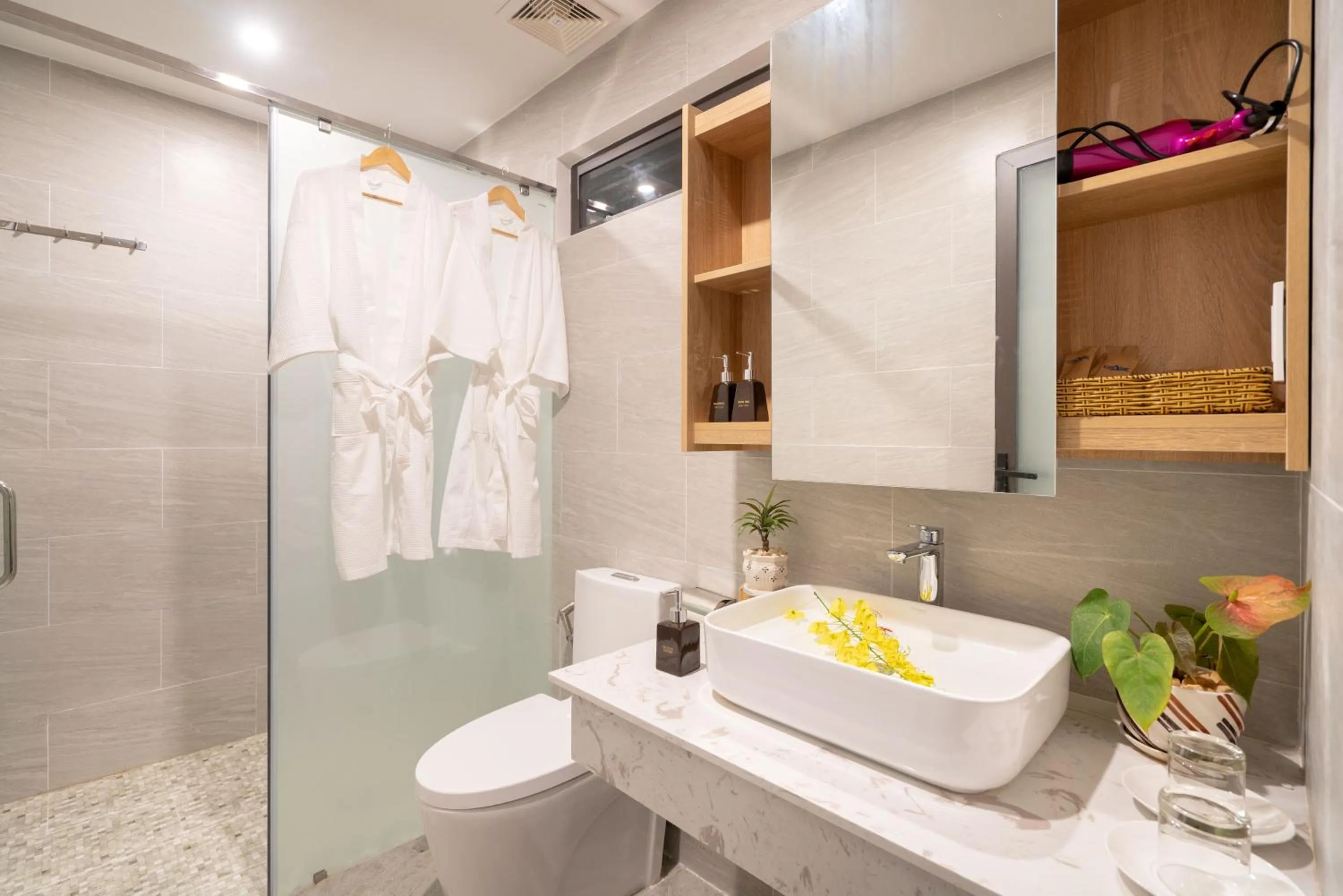 Bathroom in Hoi An Grace River Villa