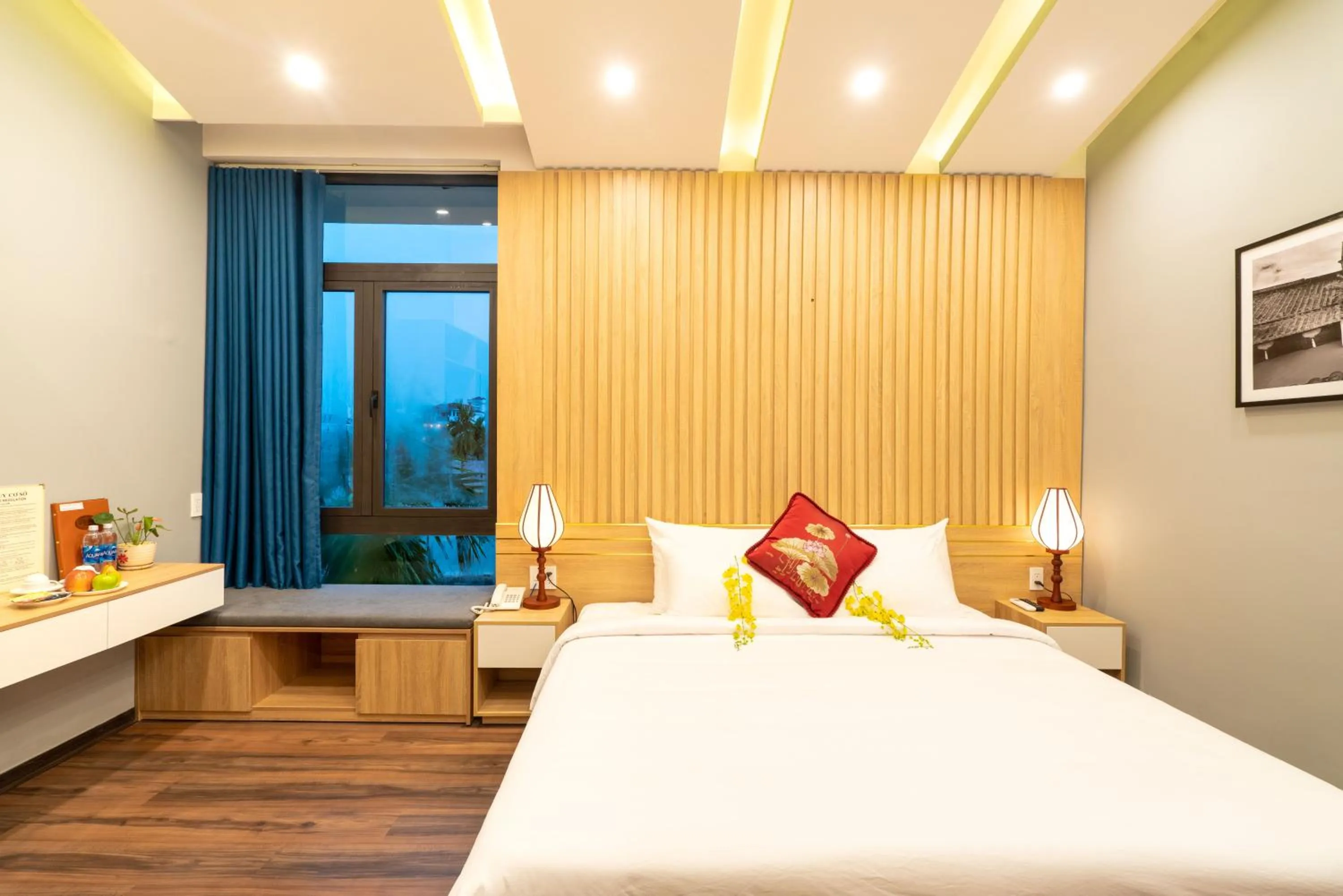 Bed in Hoi An Grace River Villa