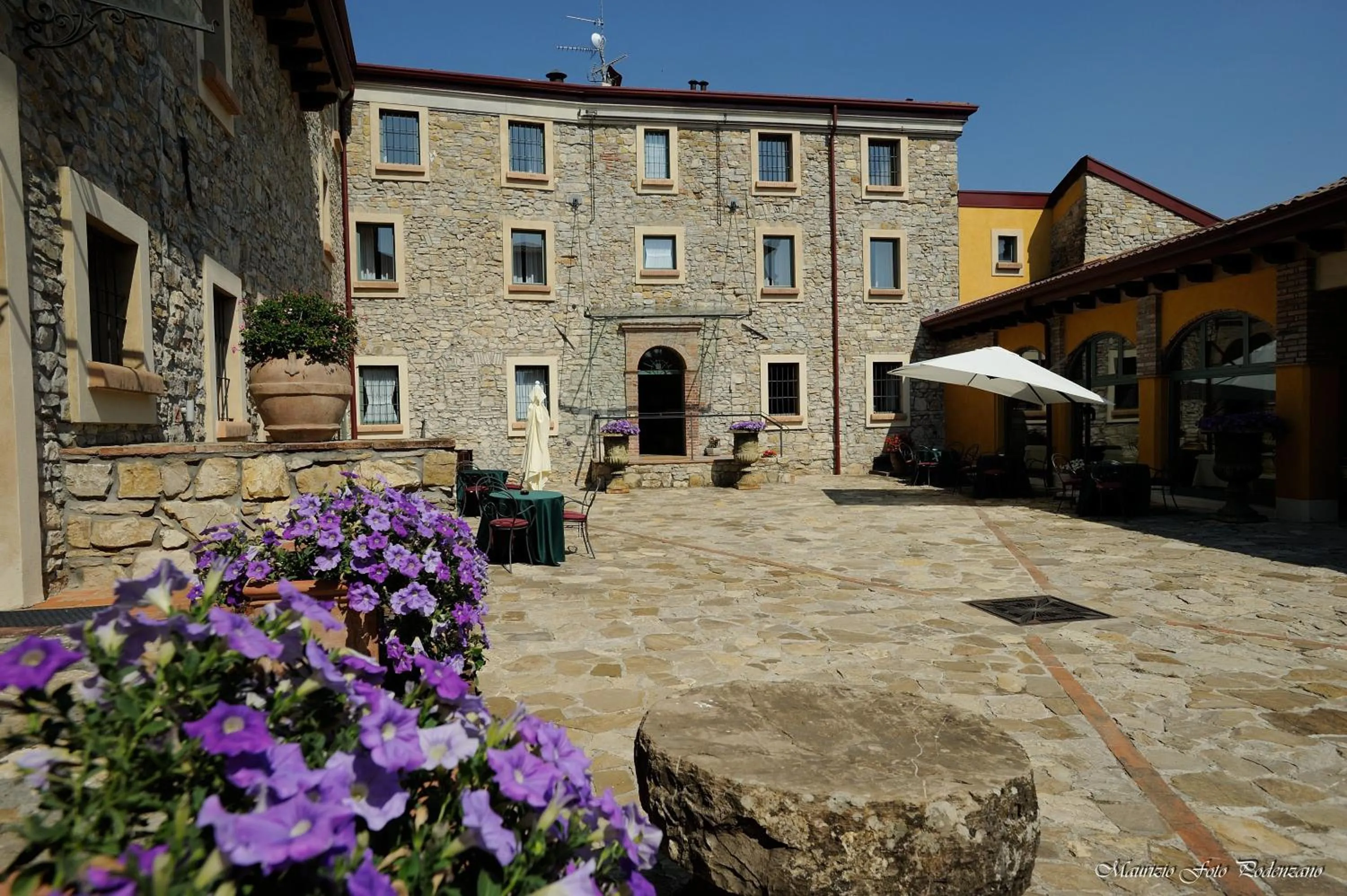 Property building in Relais La Colombara Spa & Wellness