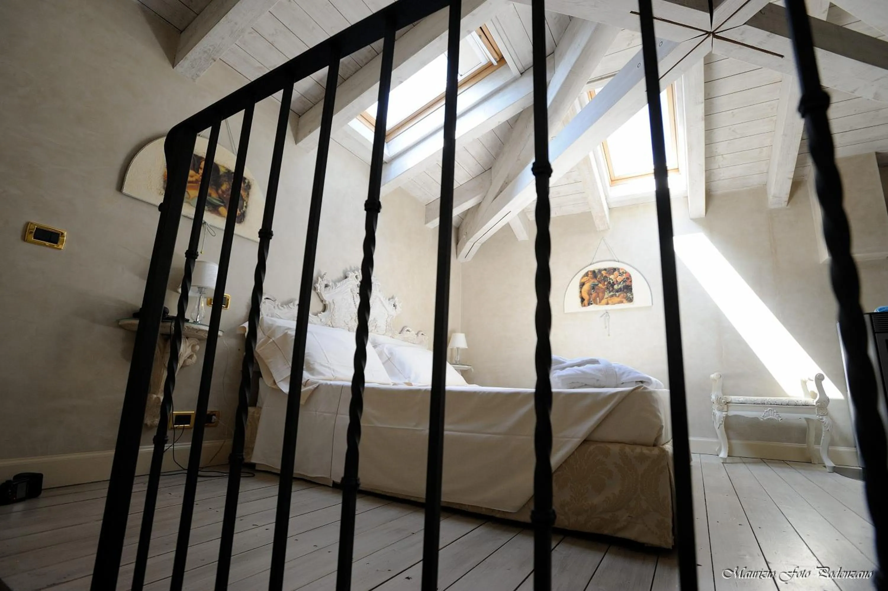 Photo of the whole room, Bed in Relais La Colombara Spa & Wellness