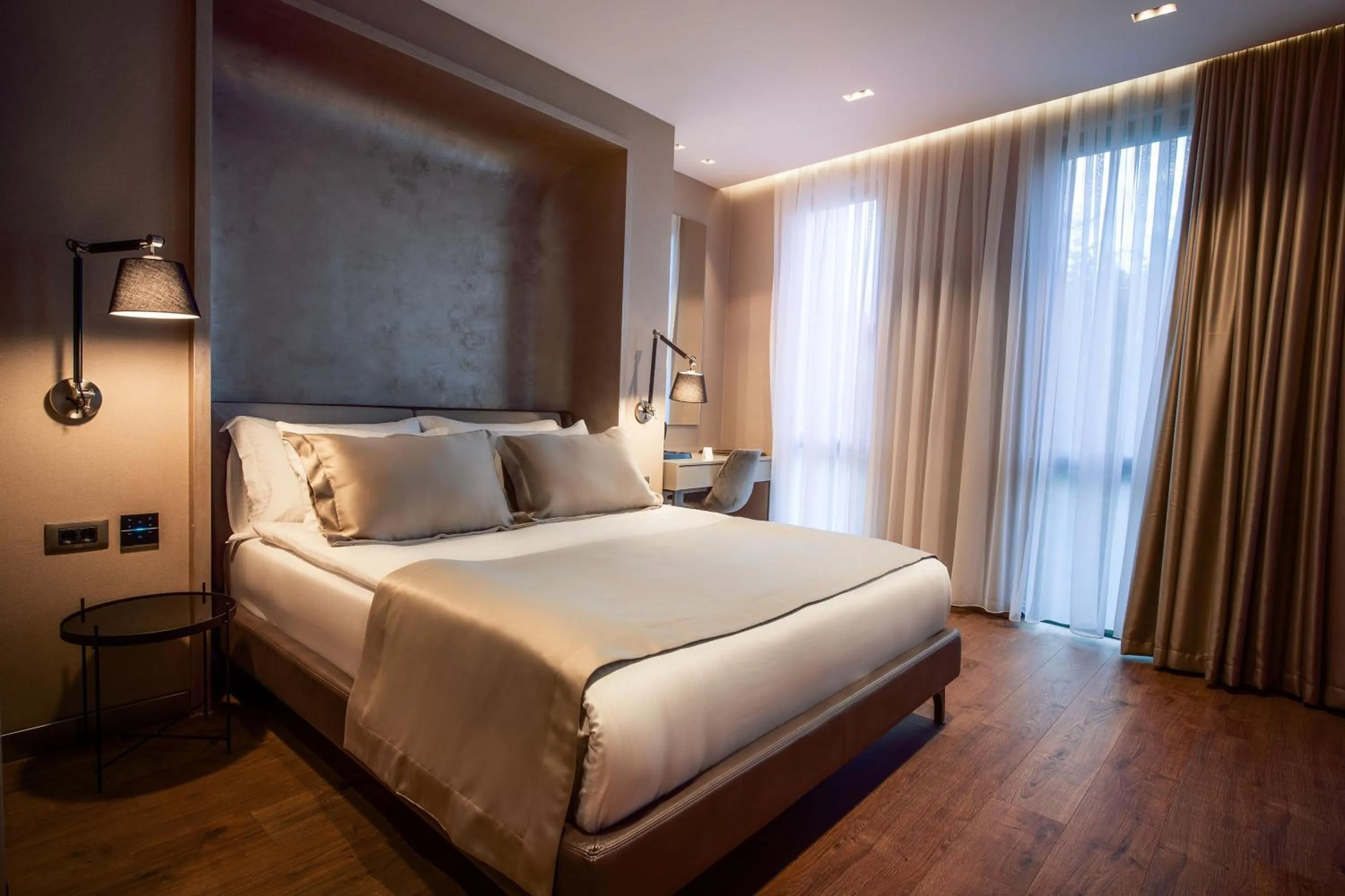 Bedroom, Bed in Seraphine Plaza