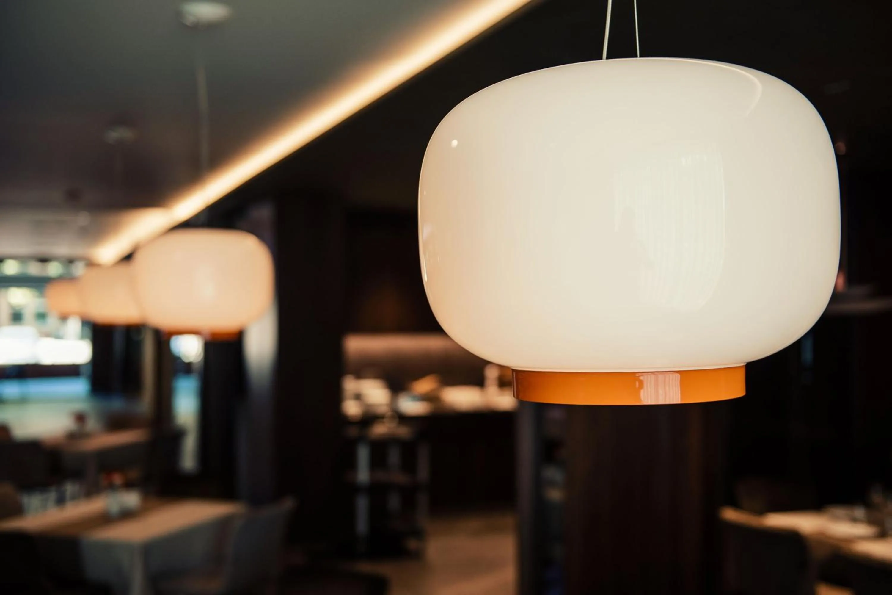 Restaurant/places to eat in Seraphine Plaza