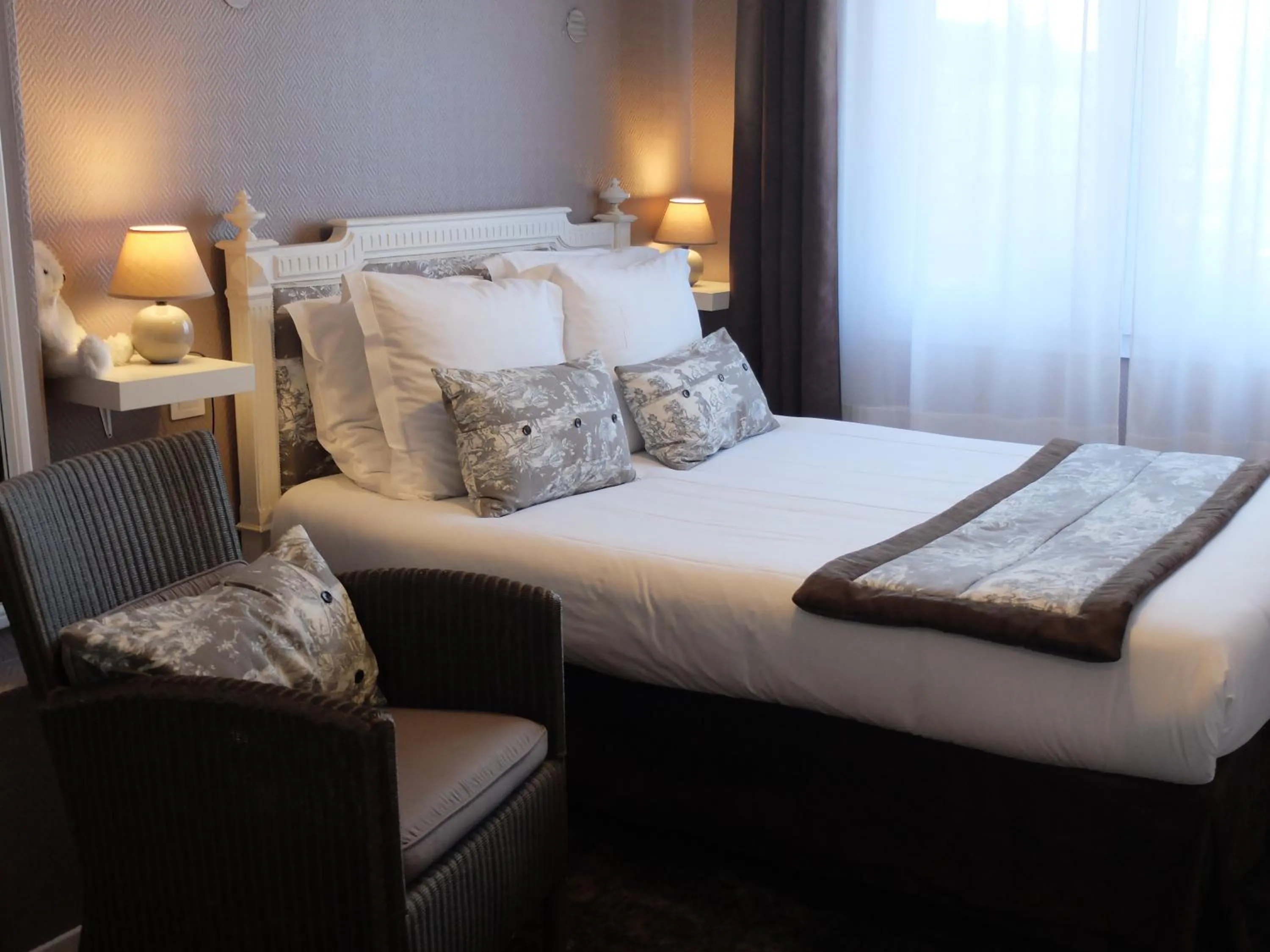 Bedroom in Aux Temps d'Em