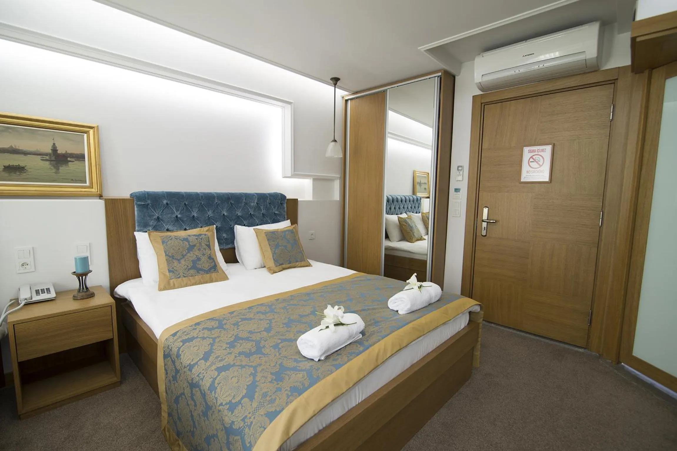 Bed in Cumbali Suite Hotel