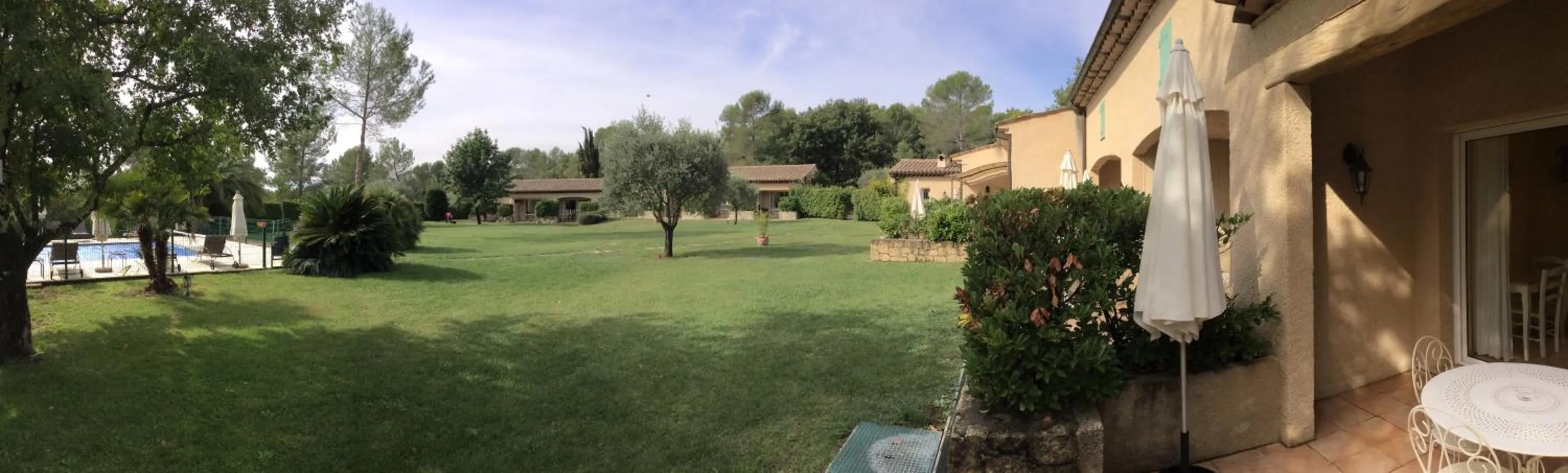 Patio in La Résidence du Moulin
