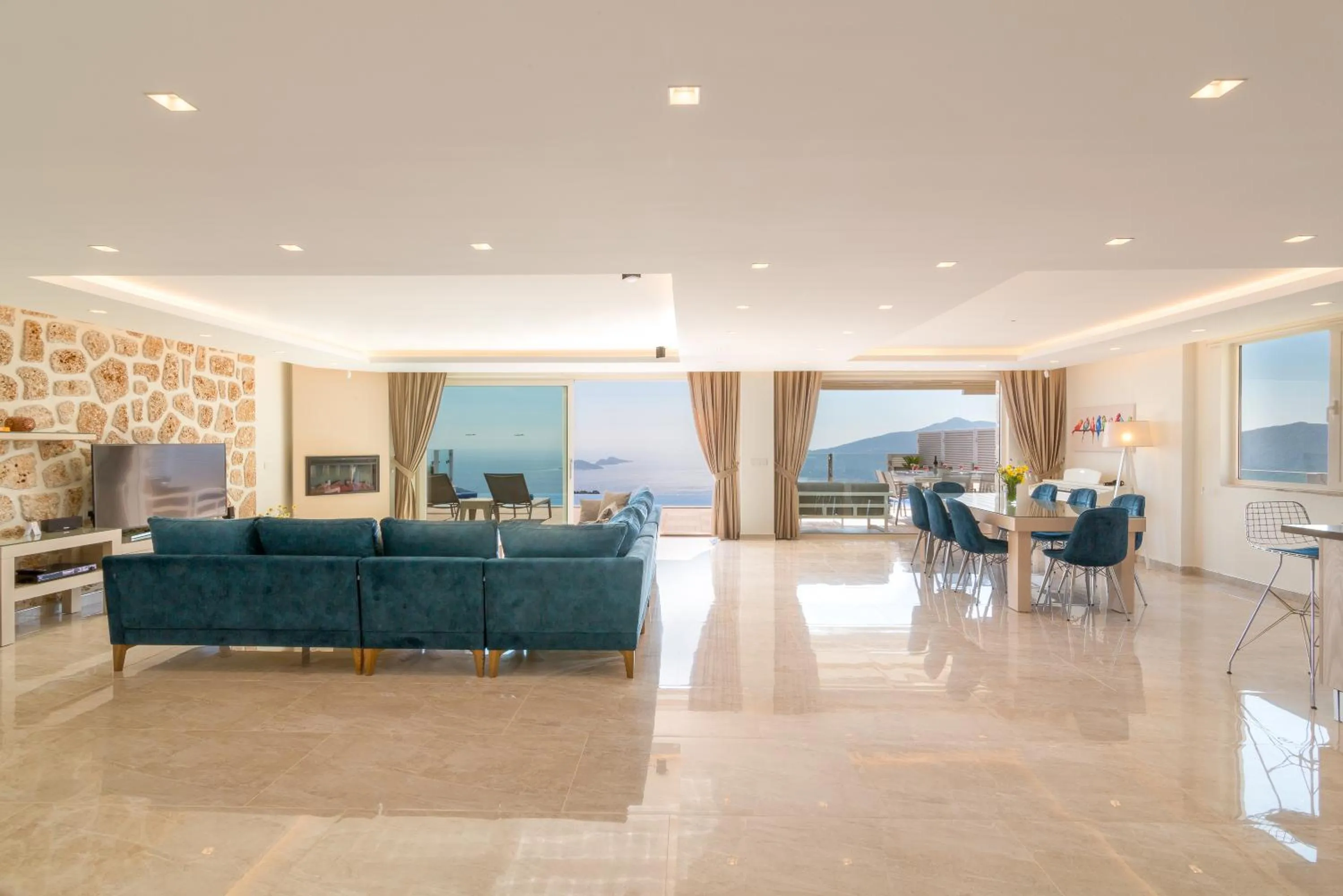 Living room in Villa La Mer Azur