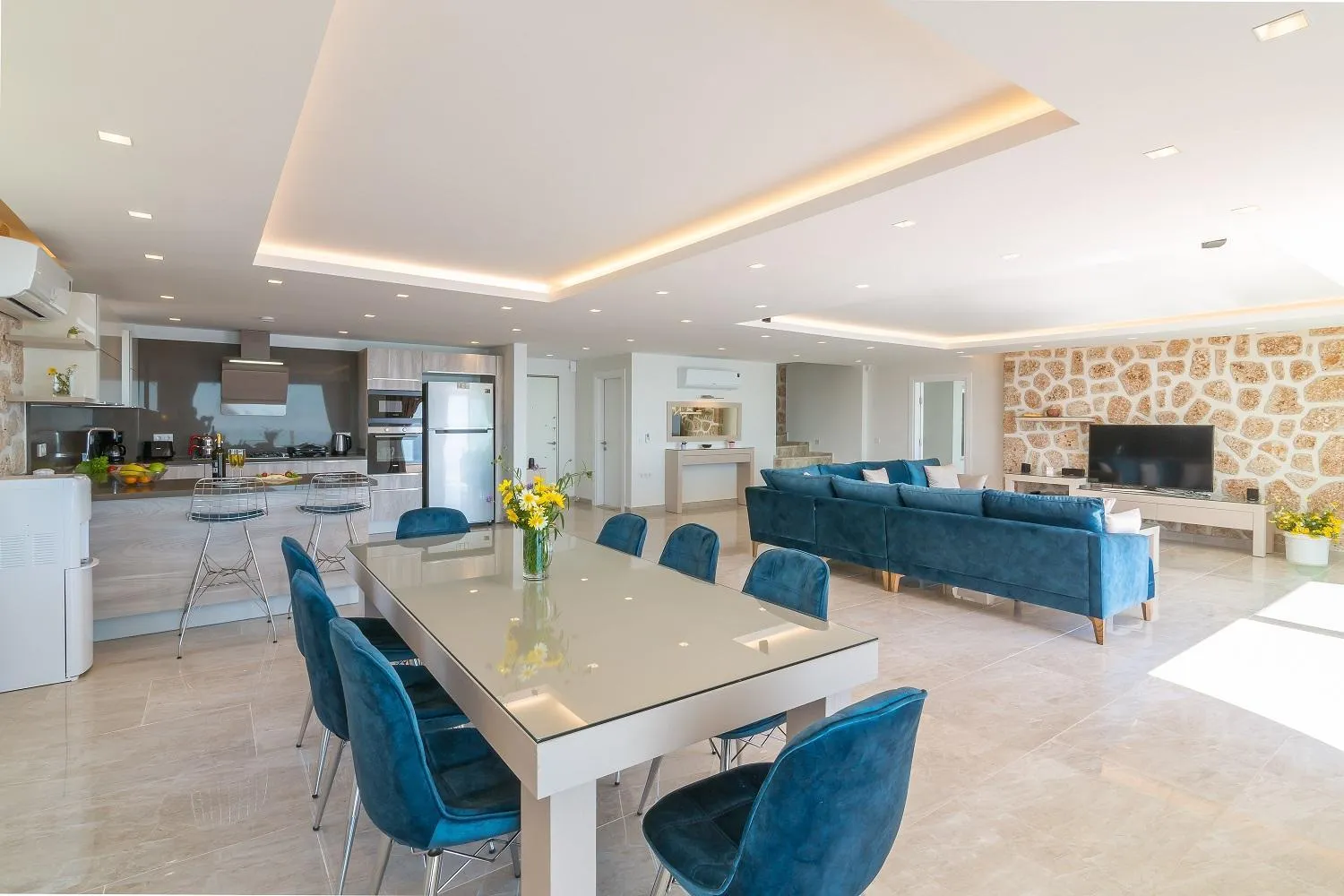 Living room in Villa La Mer Azur