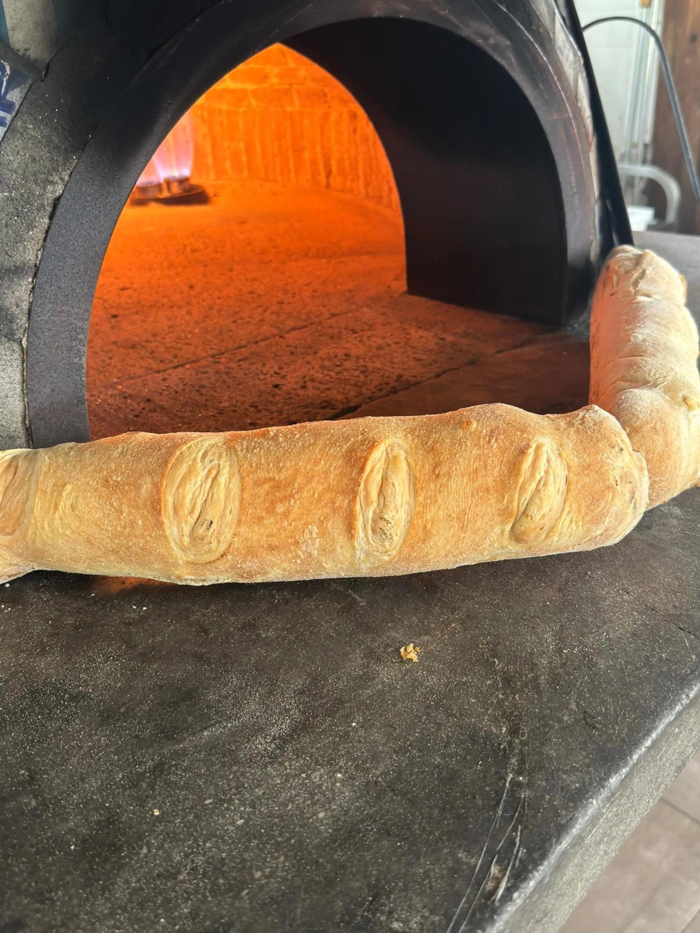 Restaurant/places to eat in Appartamenti Pousada Michelino