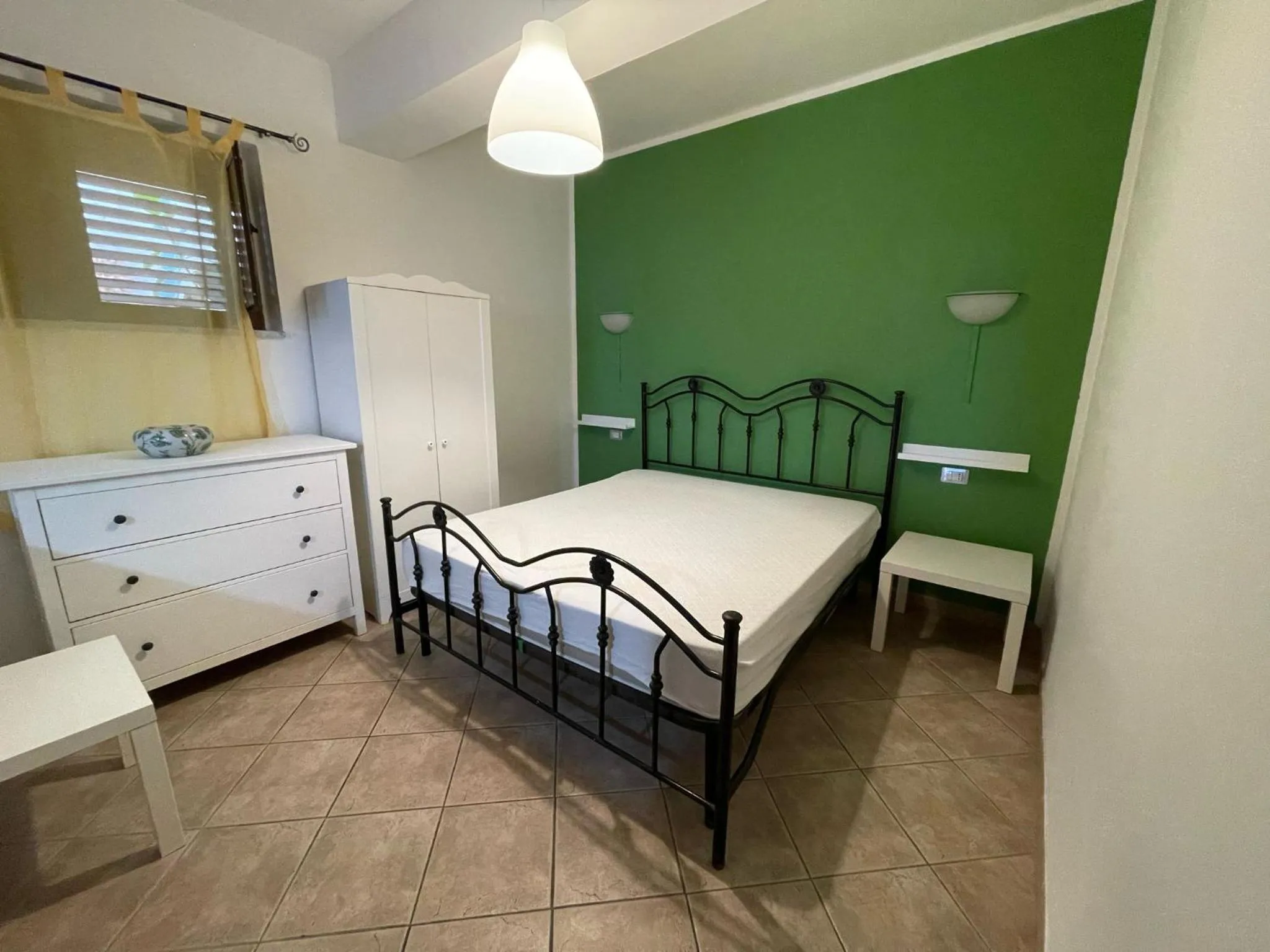 Bedroom, Bed in Appartamenti Pousada Michelino