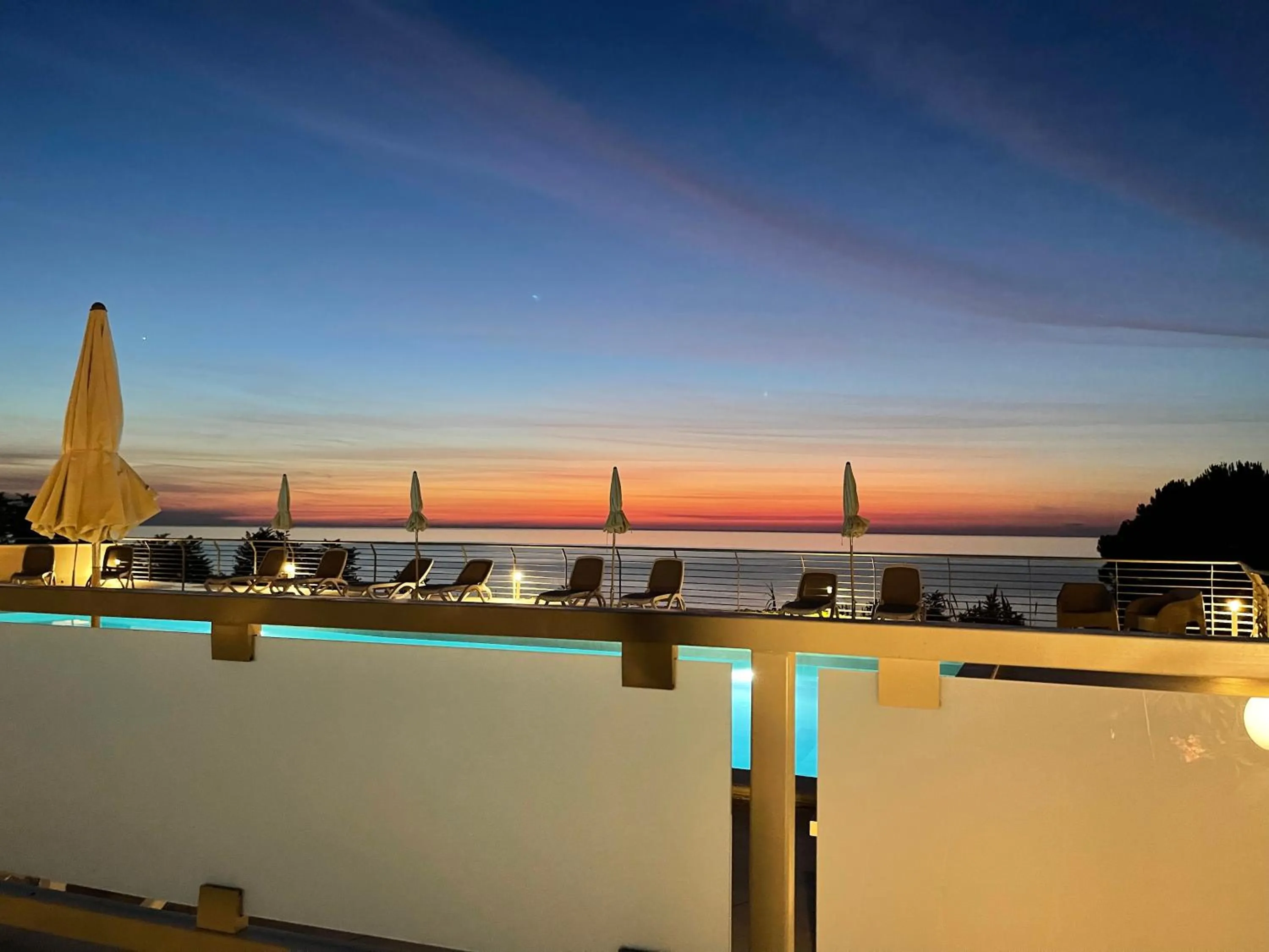 Swimming pool in Appartamenti Pousada Michelino