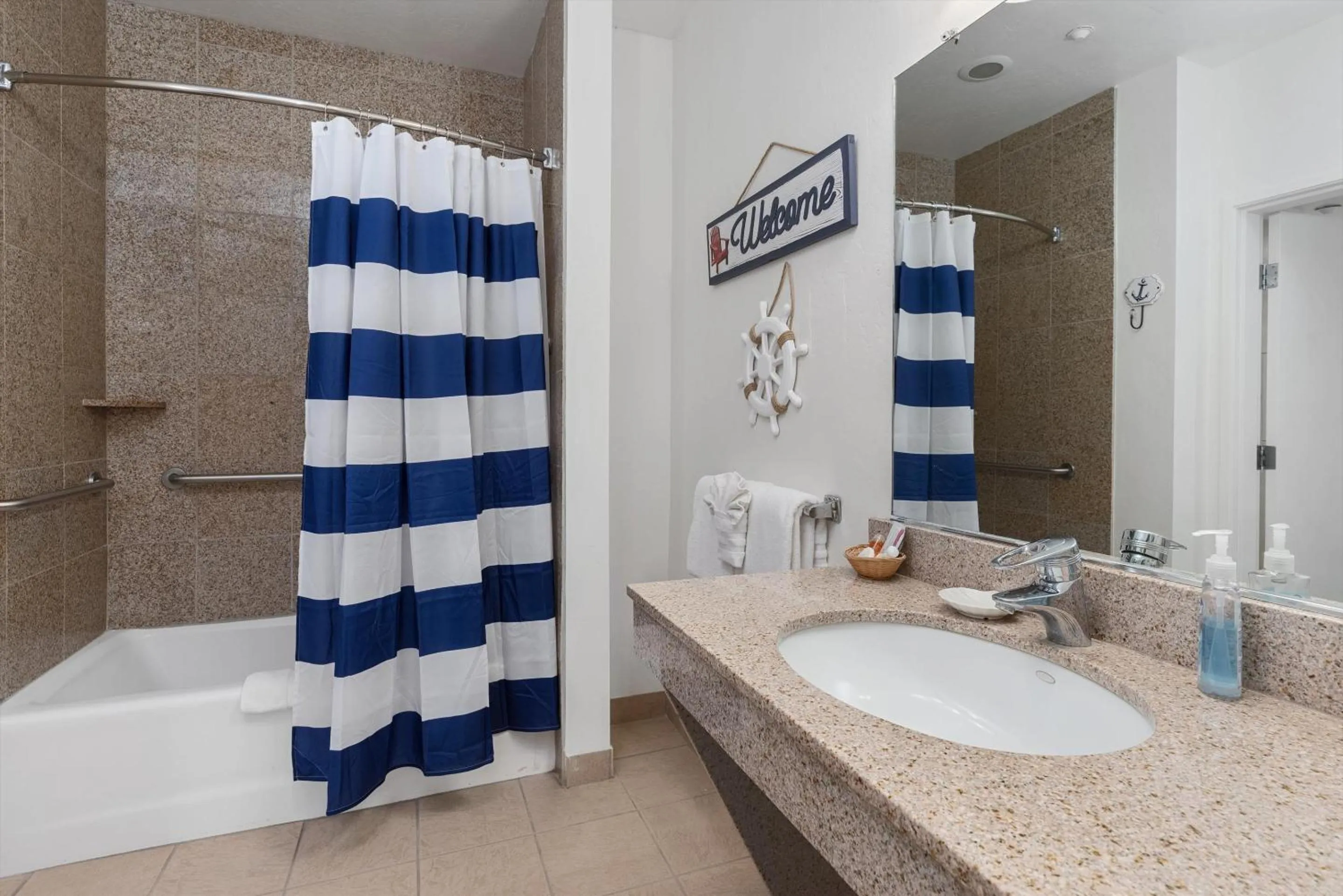 Bathroom in Beach House Inn & Suites