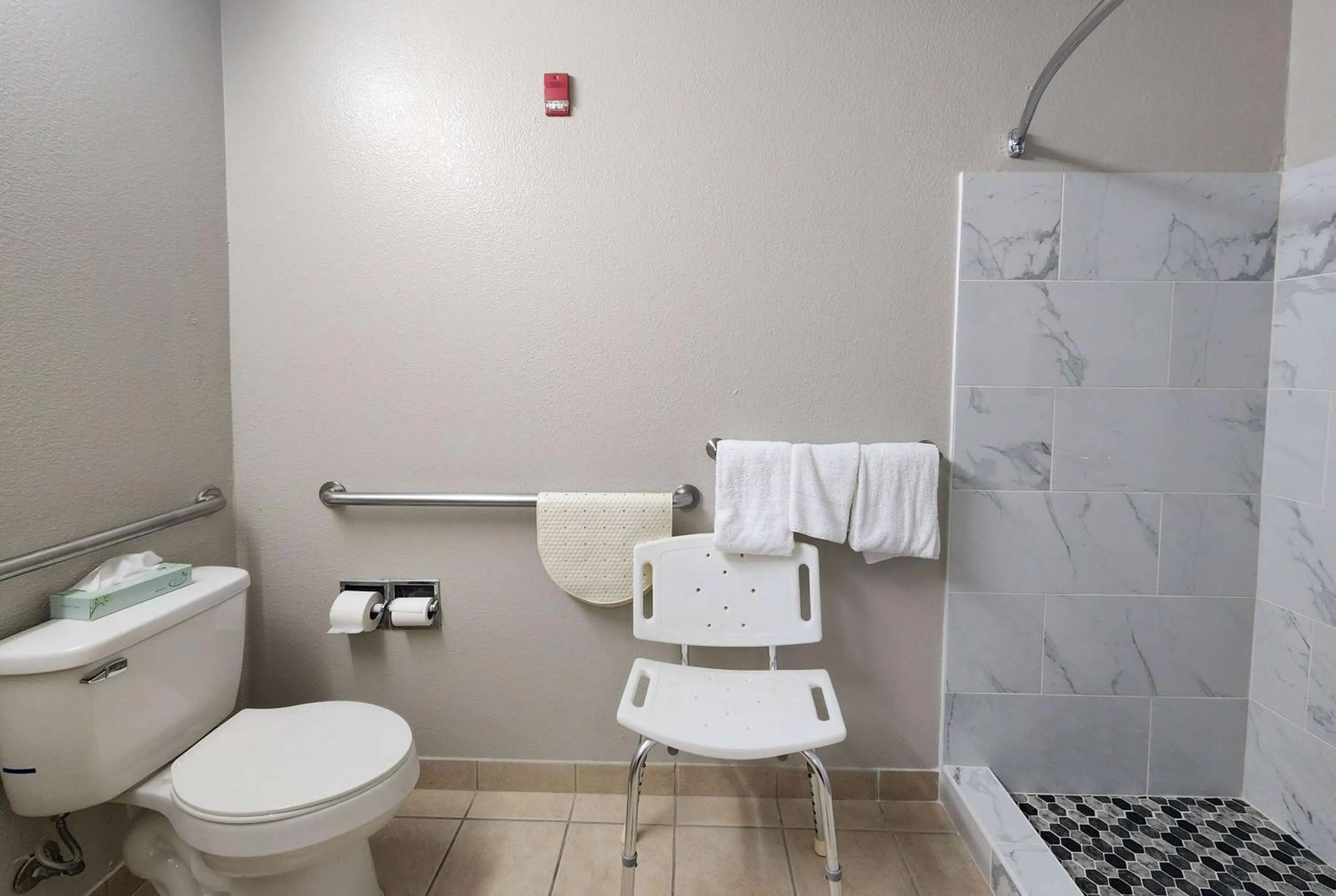 Shower in Days Inn by Wyndham Lumberton