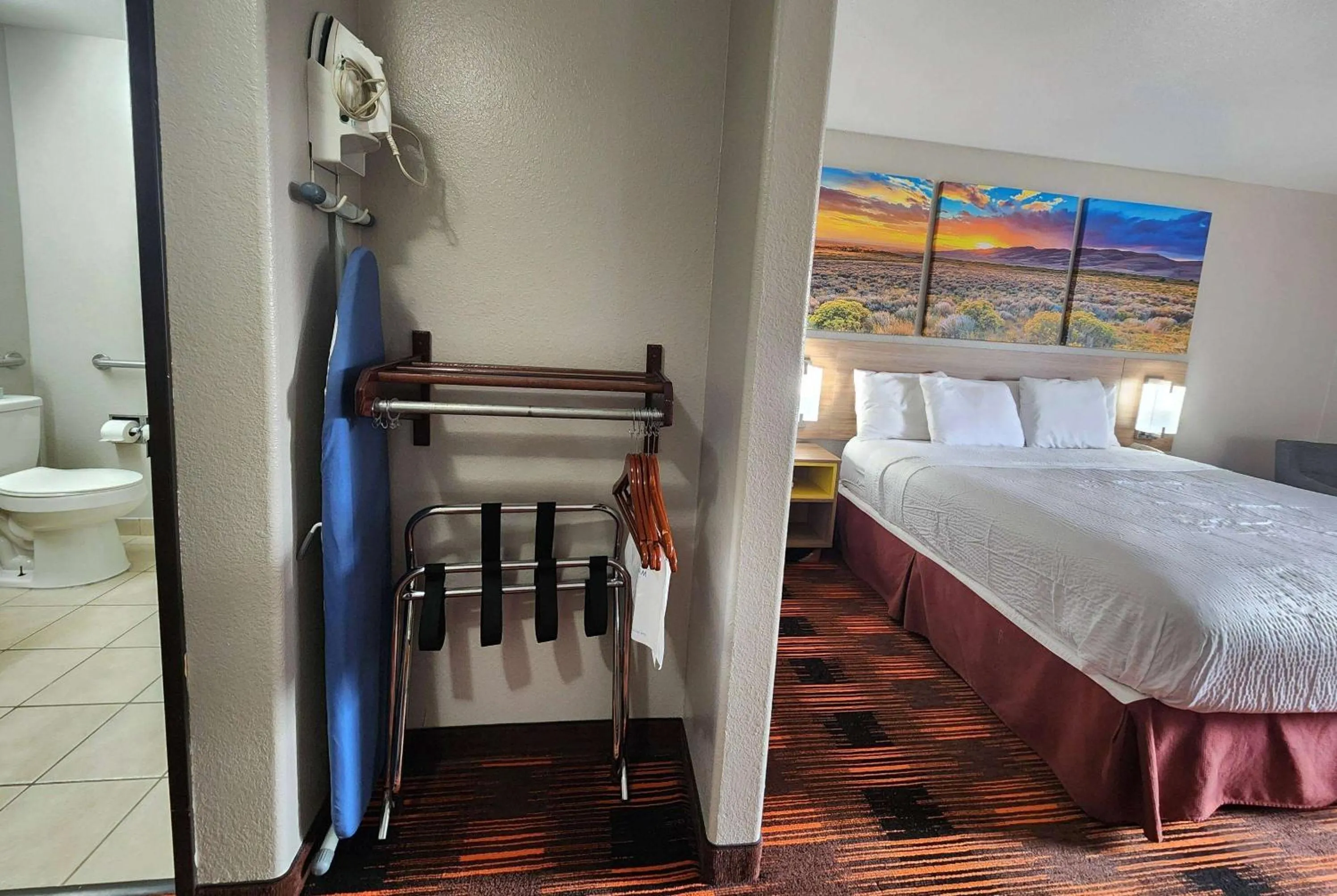 Photo of the whole room, Bed in Days Inn by Wyndham Lumberton