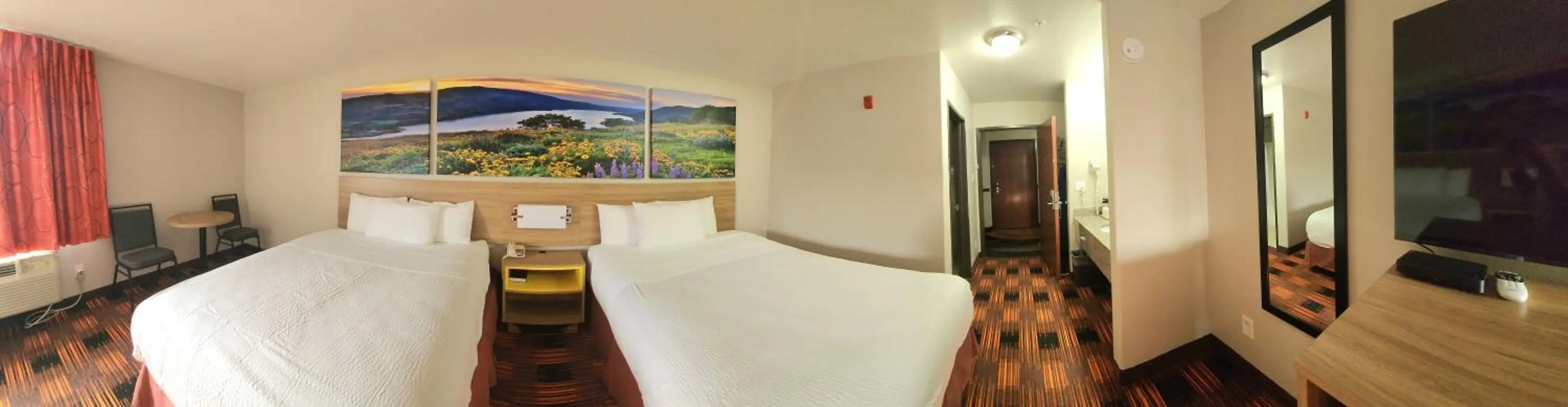 Bedroom, Bed in Days Inn by Wyndham Lumberton