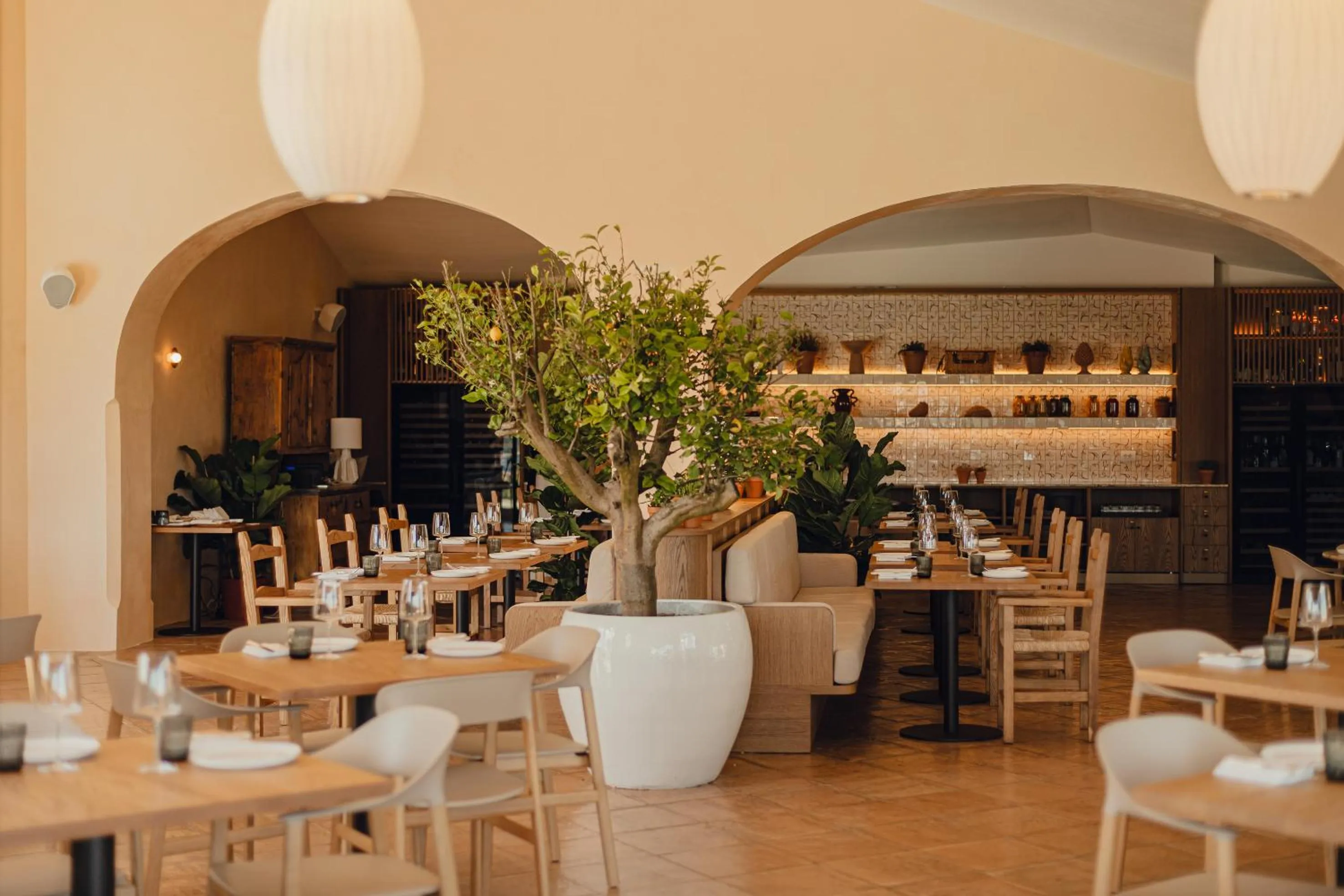 Restaurant/places to eat in Aethos Sardinia