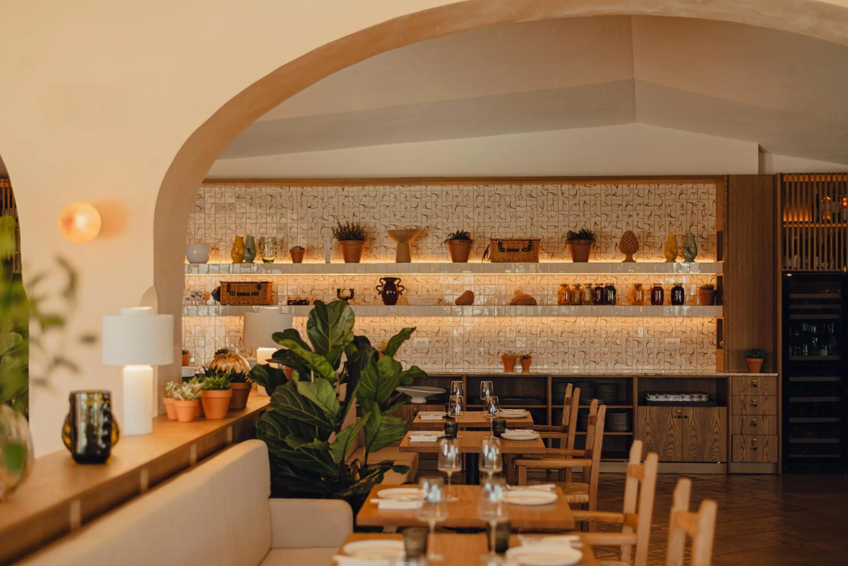 Restaurant/places to eat in Aethos Sardinia
