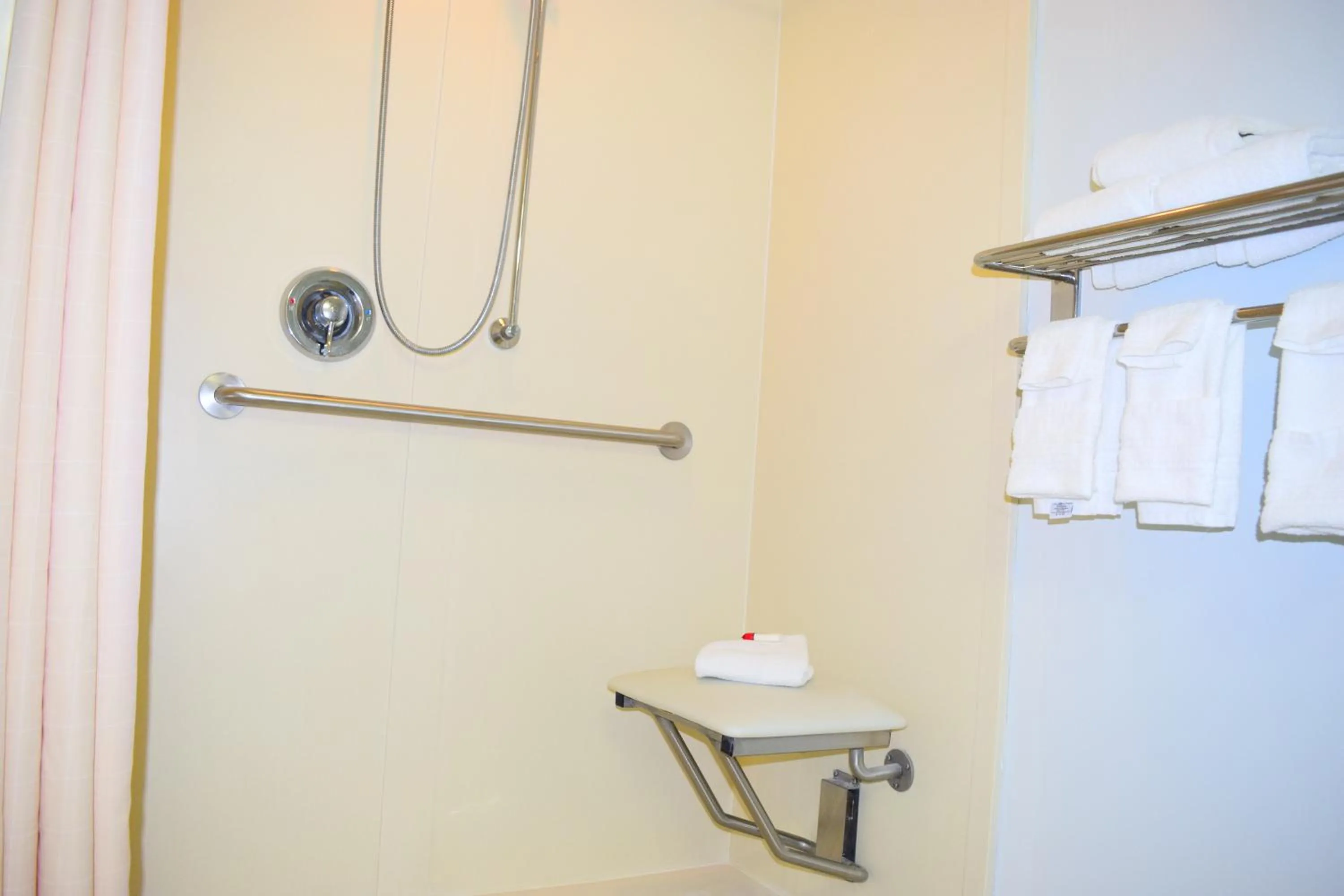 Shower in Days Inn by Wyndham Rock Falls