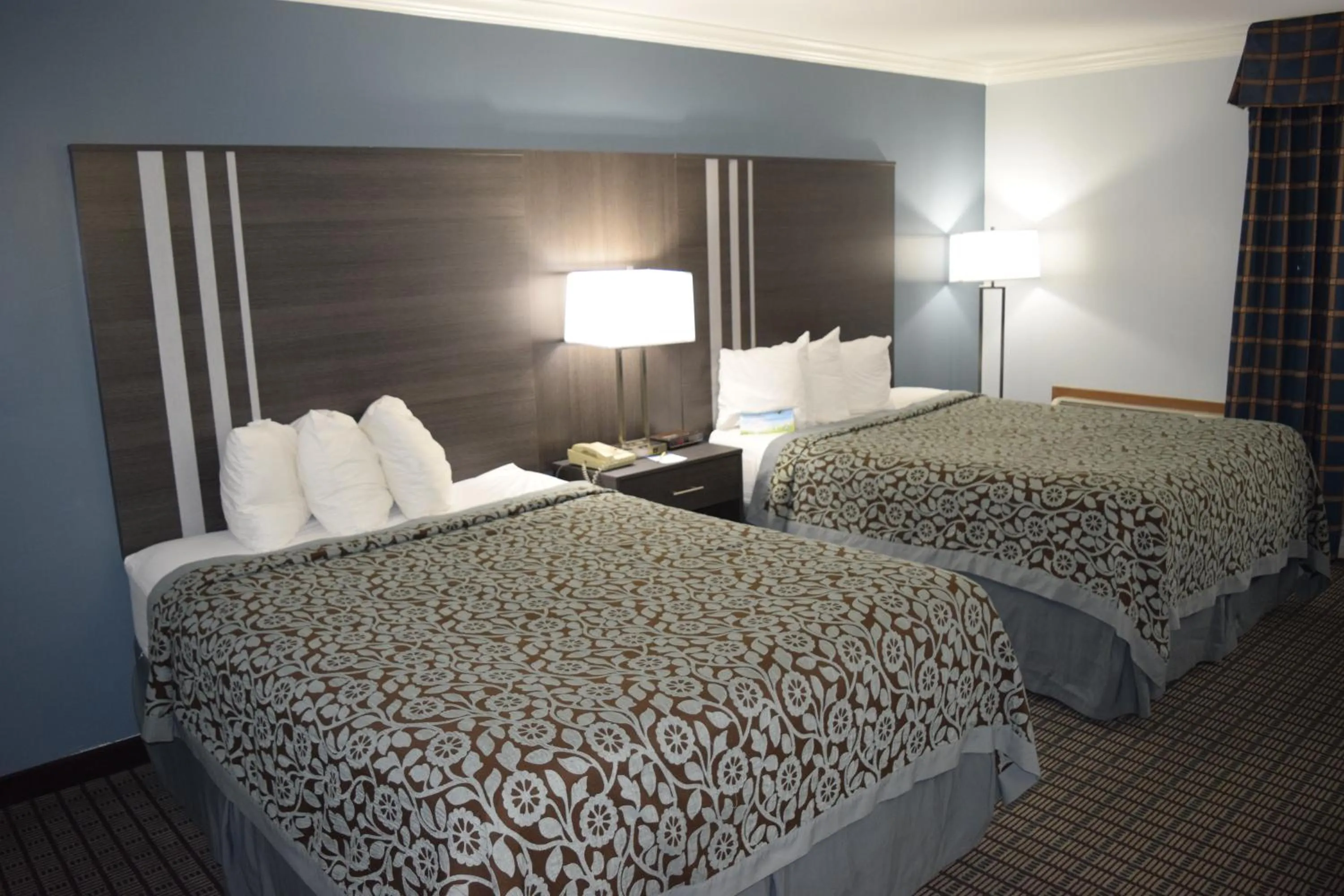 Bed in Days Inn by Wyndham Rock Falls