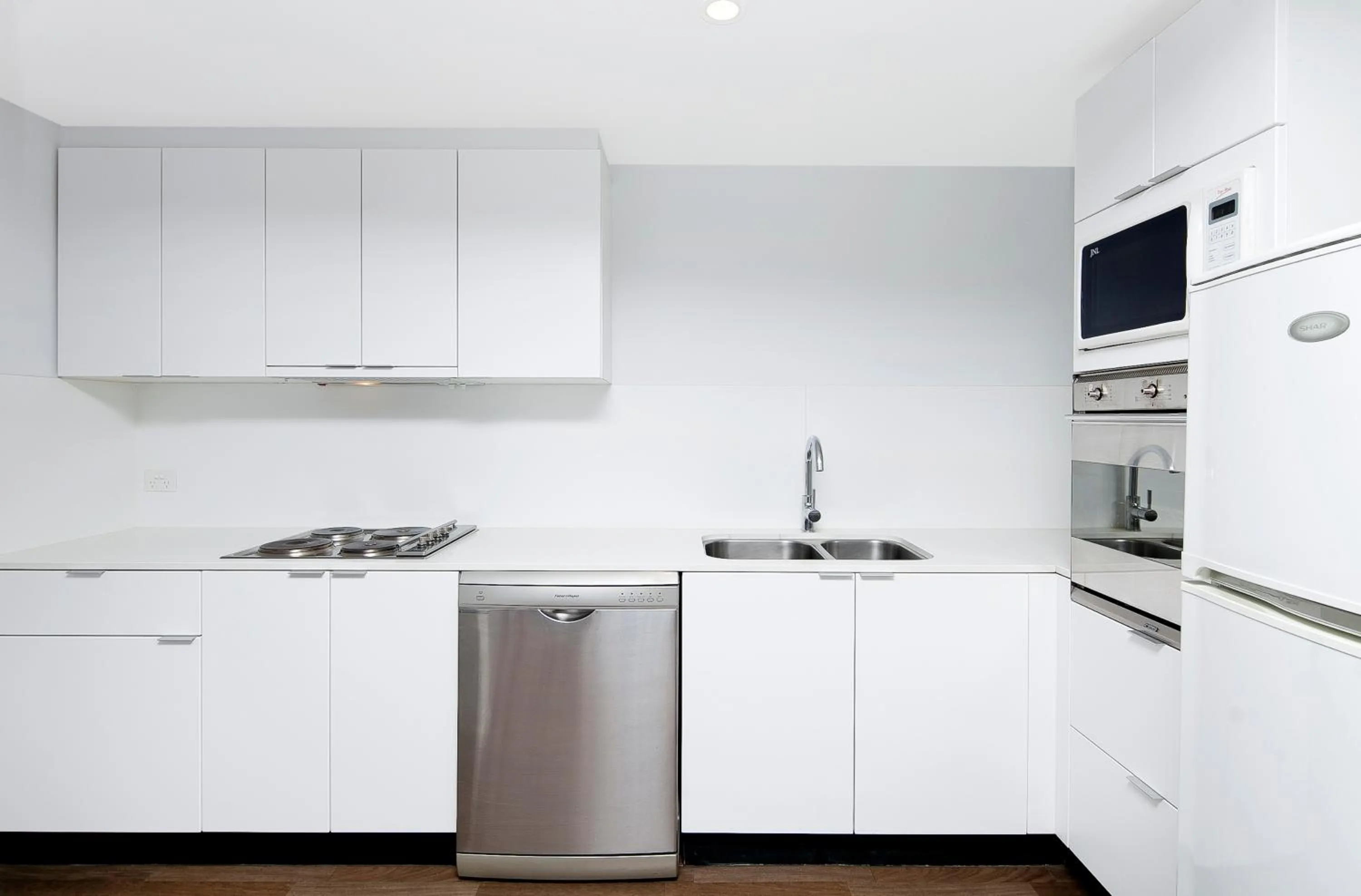 Kitchen or kitchenette in AAC Apartments - Griffin