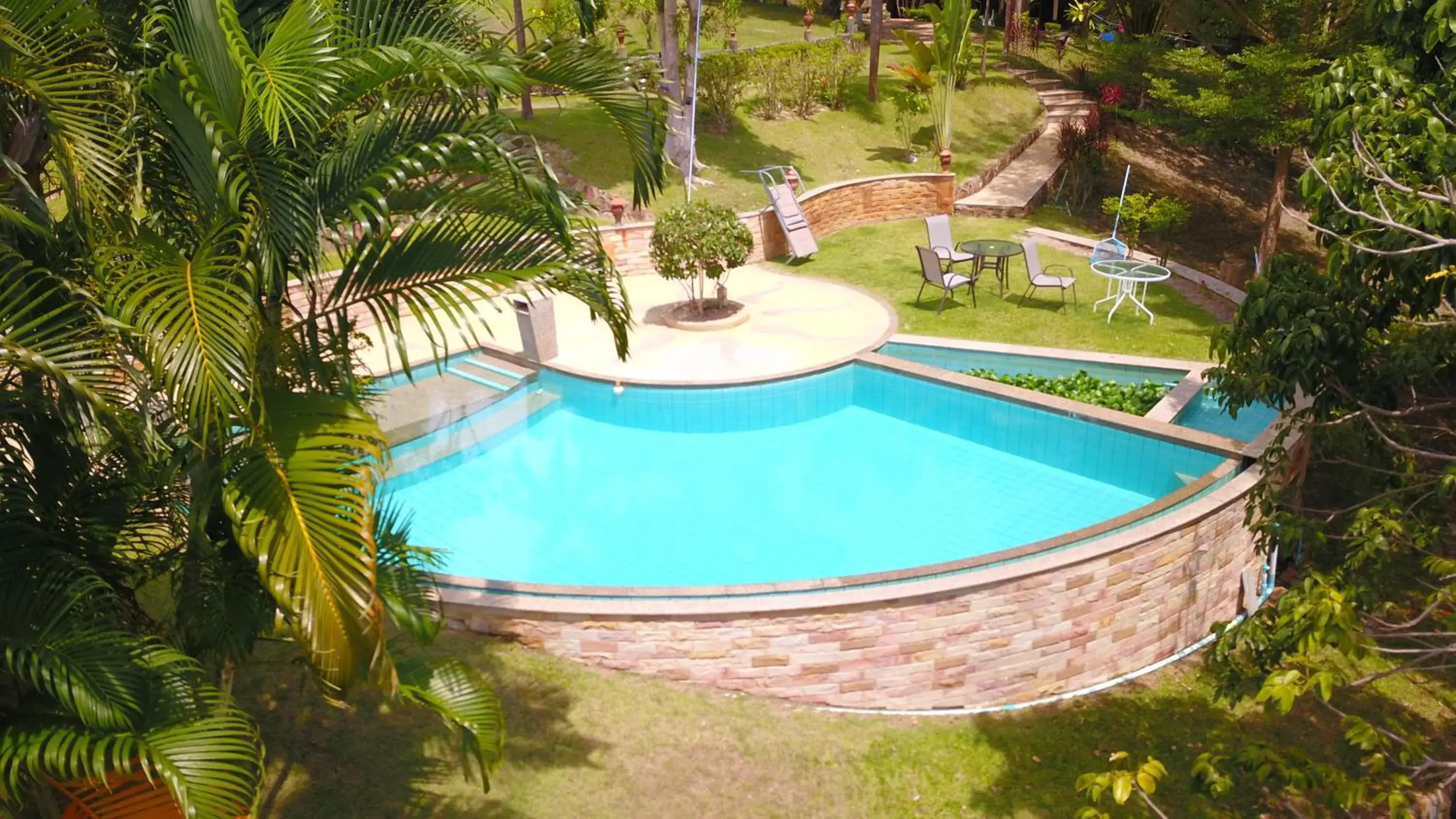 Lemongarden Lemongarden