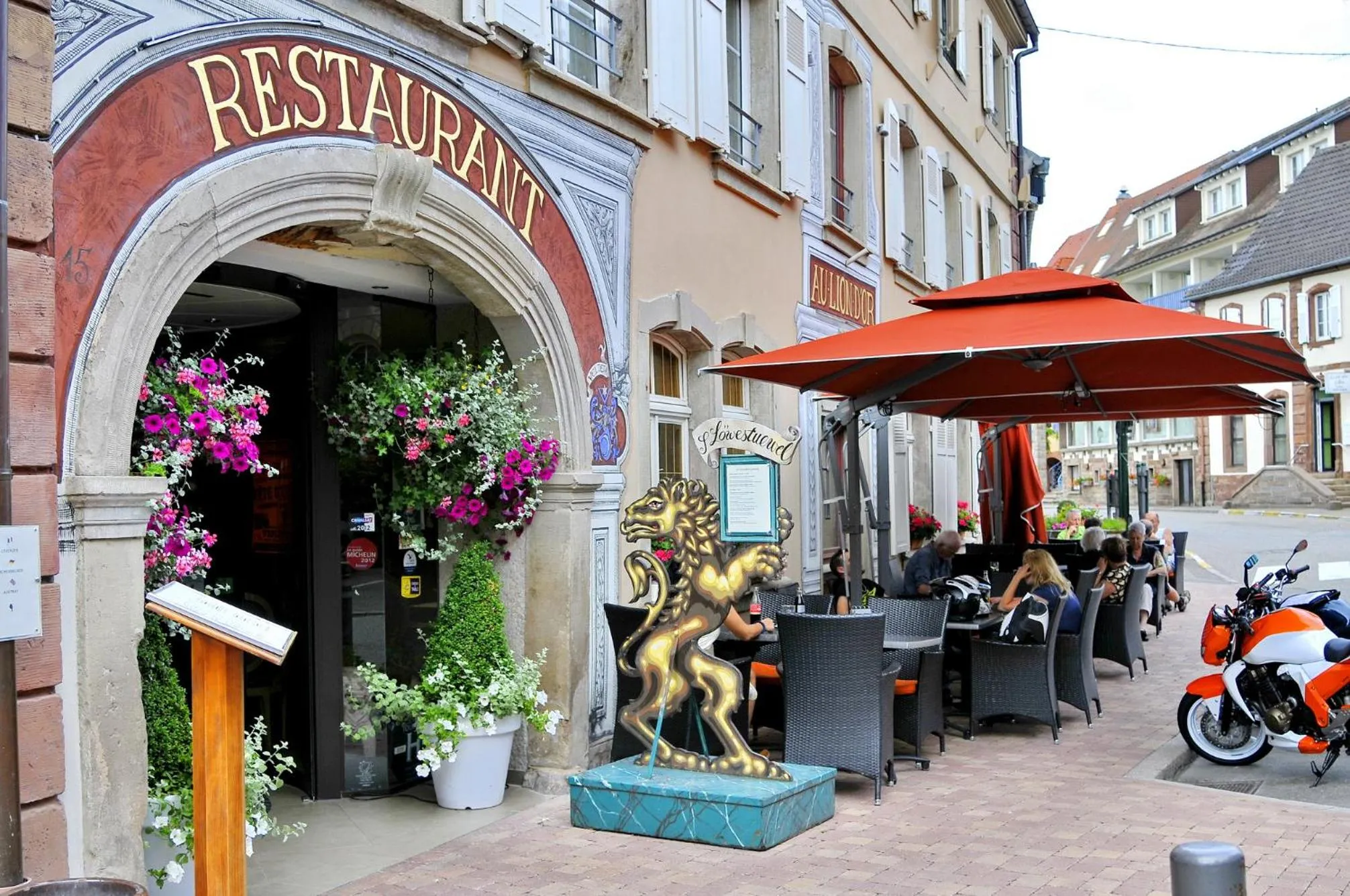 Property building in Spa Hôtel Restaurant Au Lion d'Or