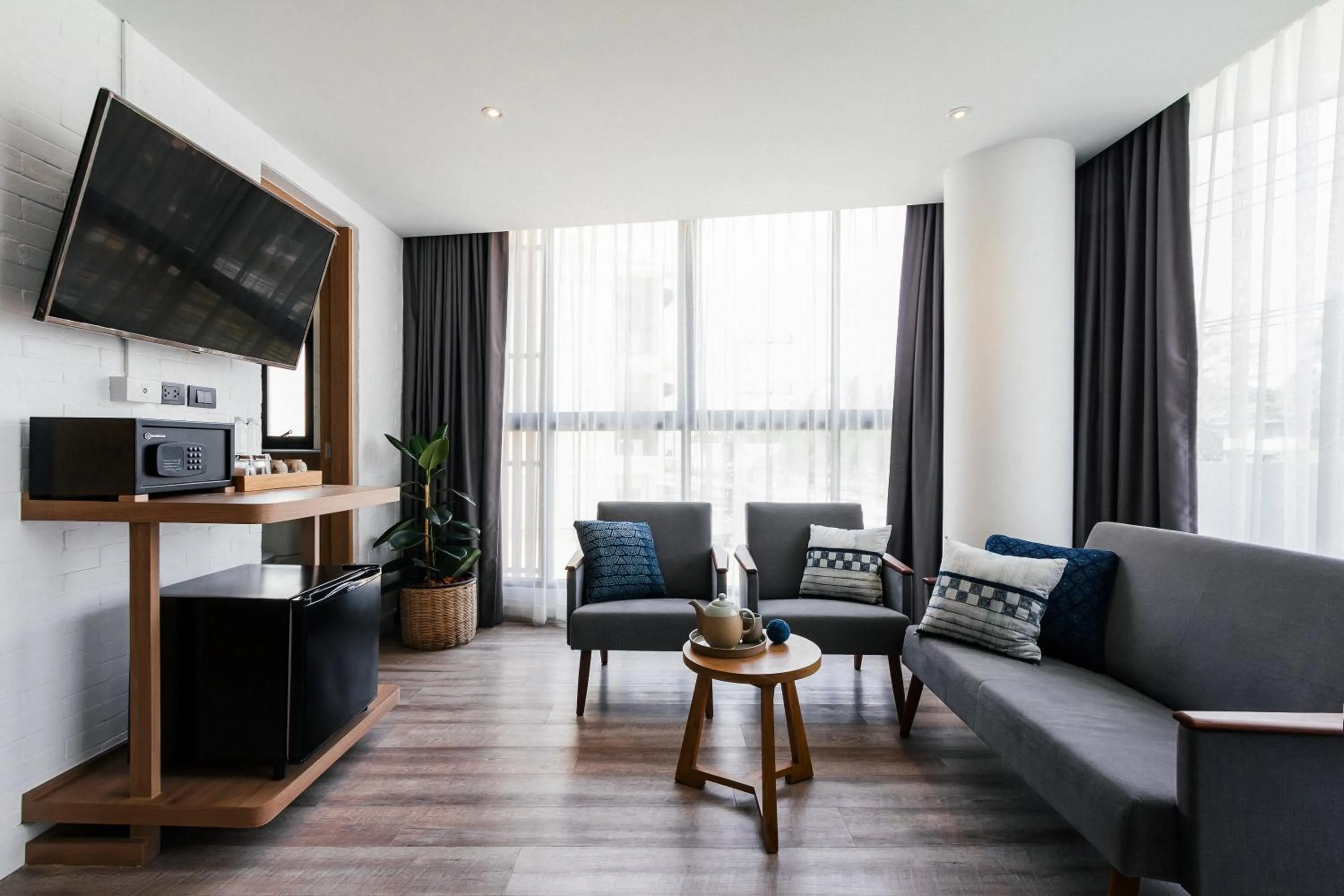 Seating area in HOMM Boutique Hotel